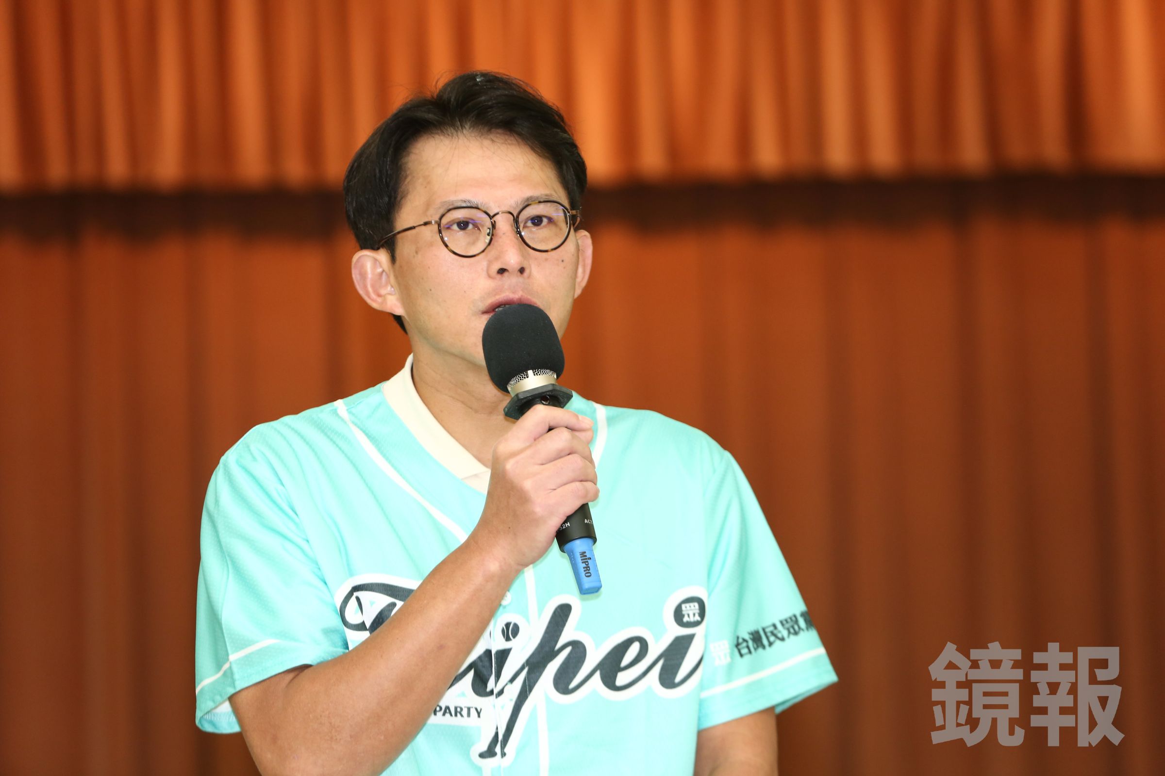 針對總統府將最新監察委員提名送至立法院審查一事，民眾黨主席黃國昌強硬表示，民眾黨不會同意任何人選。（鏡報李鍾泉）