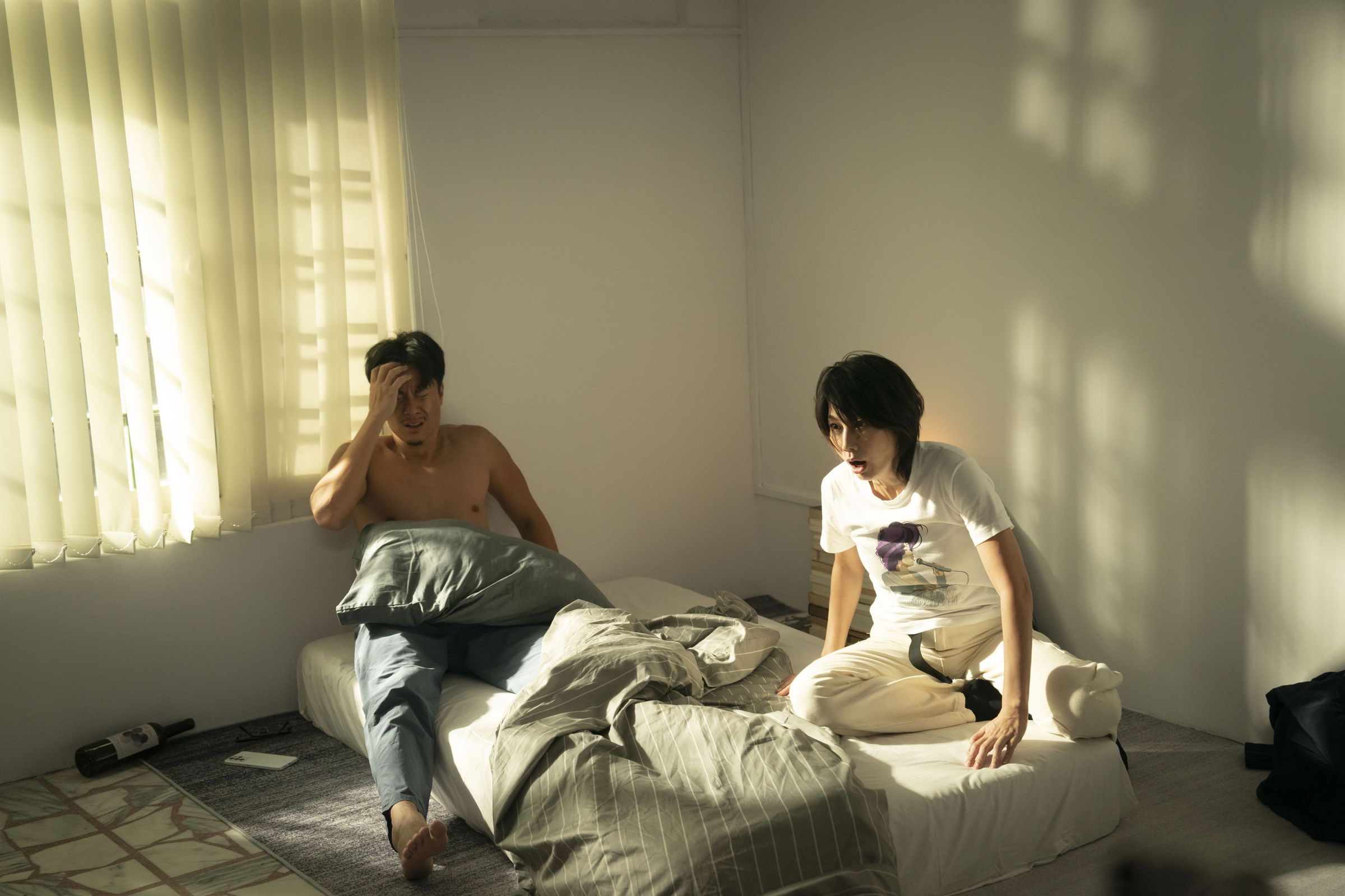 丁寧和劉書宏戲裡一夜情後在彼此生活起了波瀾。(公視台語台、華視提供)