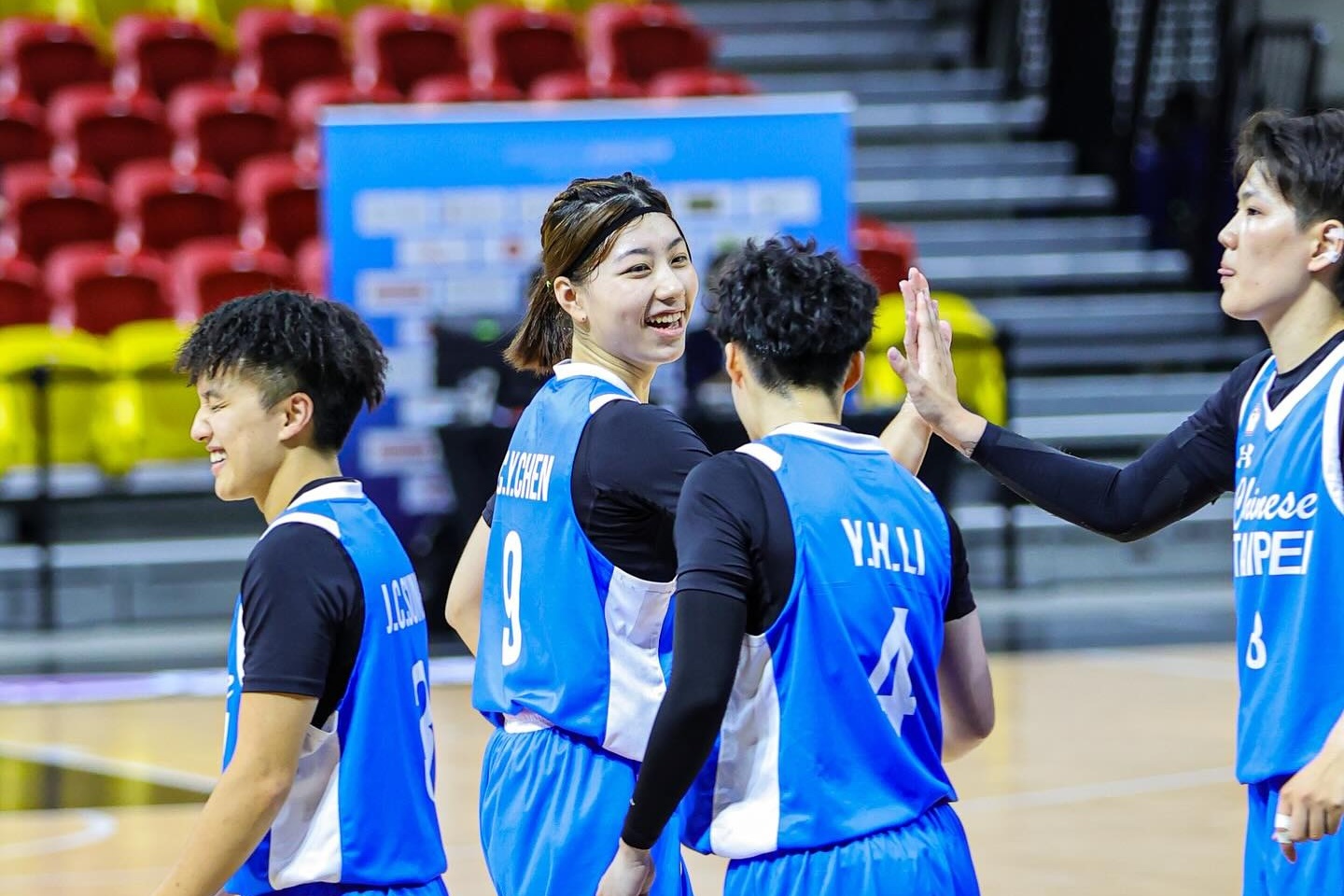 「微笑女孩」陳芷英宣布退役，結束她14年的籃球生涯。（翻攝自陳芷英Threads）