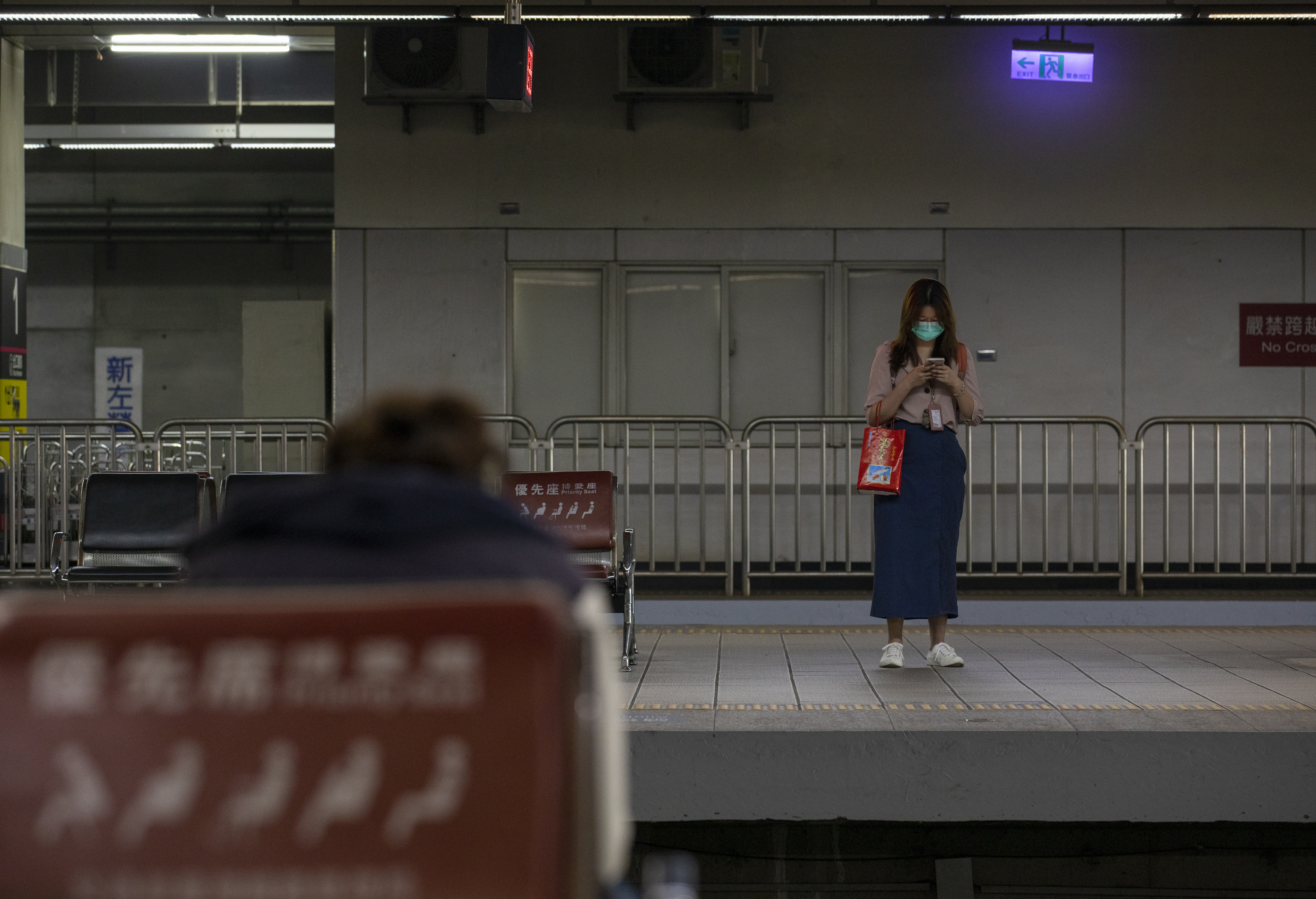 今早台鐵103次自強號於松山-台北間發生機車故障，導致南下、北上列車延誤。（示意圖，本刊資料照）