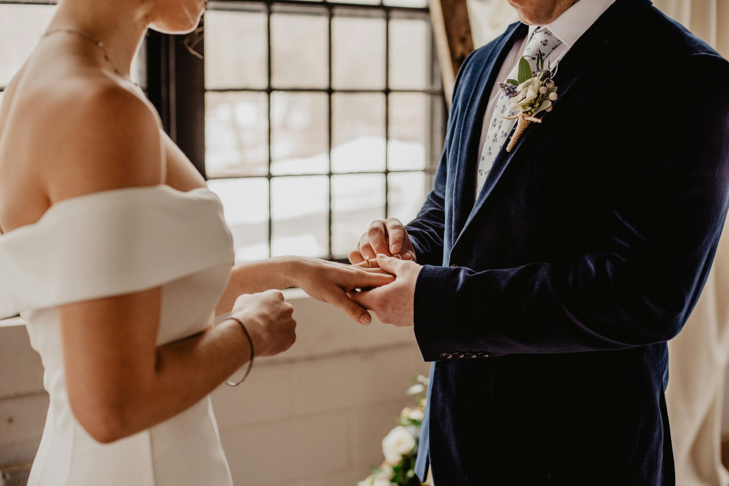 國外一場婚禮上,新郎鬧烏龍,不小心喊出前女友的名字。(示意圖,pexels)