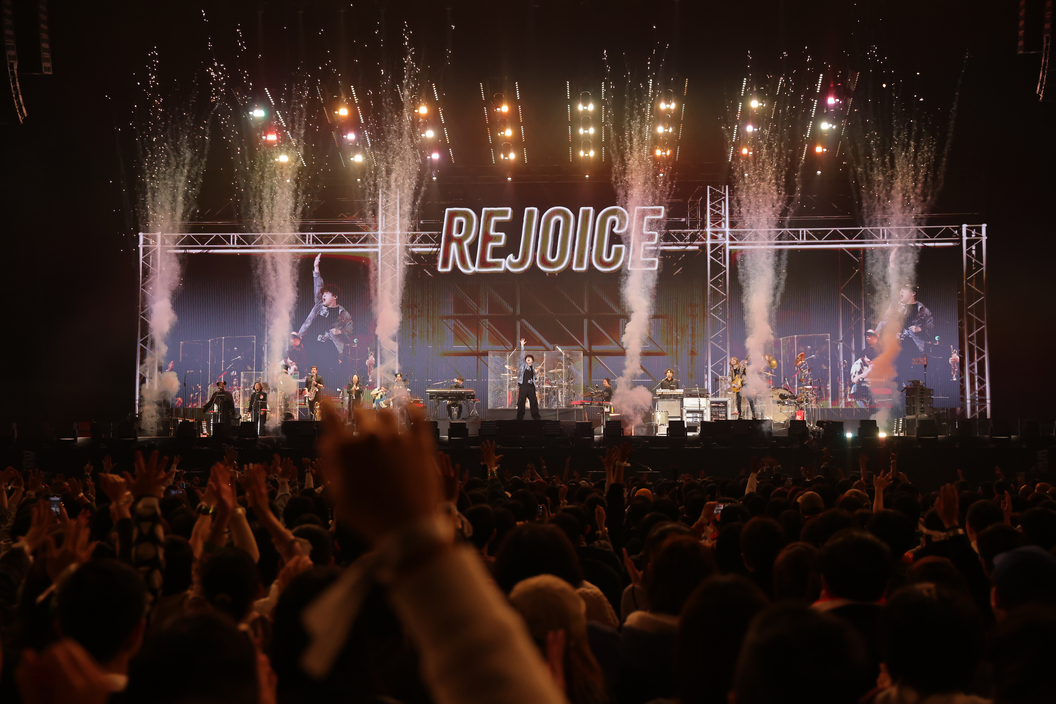 日本樂團Official鬍男dism今（15日）在台北小巨蛋帶來亞巡最終場。（渡邉一生　/ Kazuki watanabe攝影）