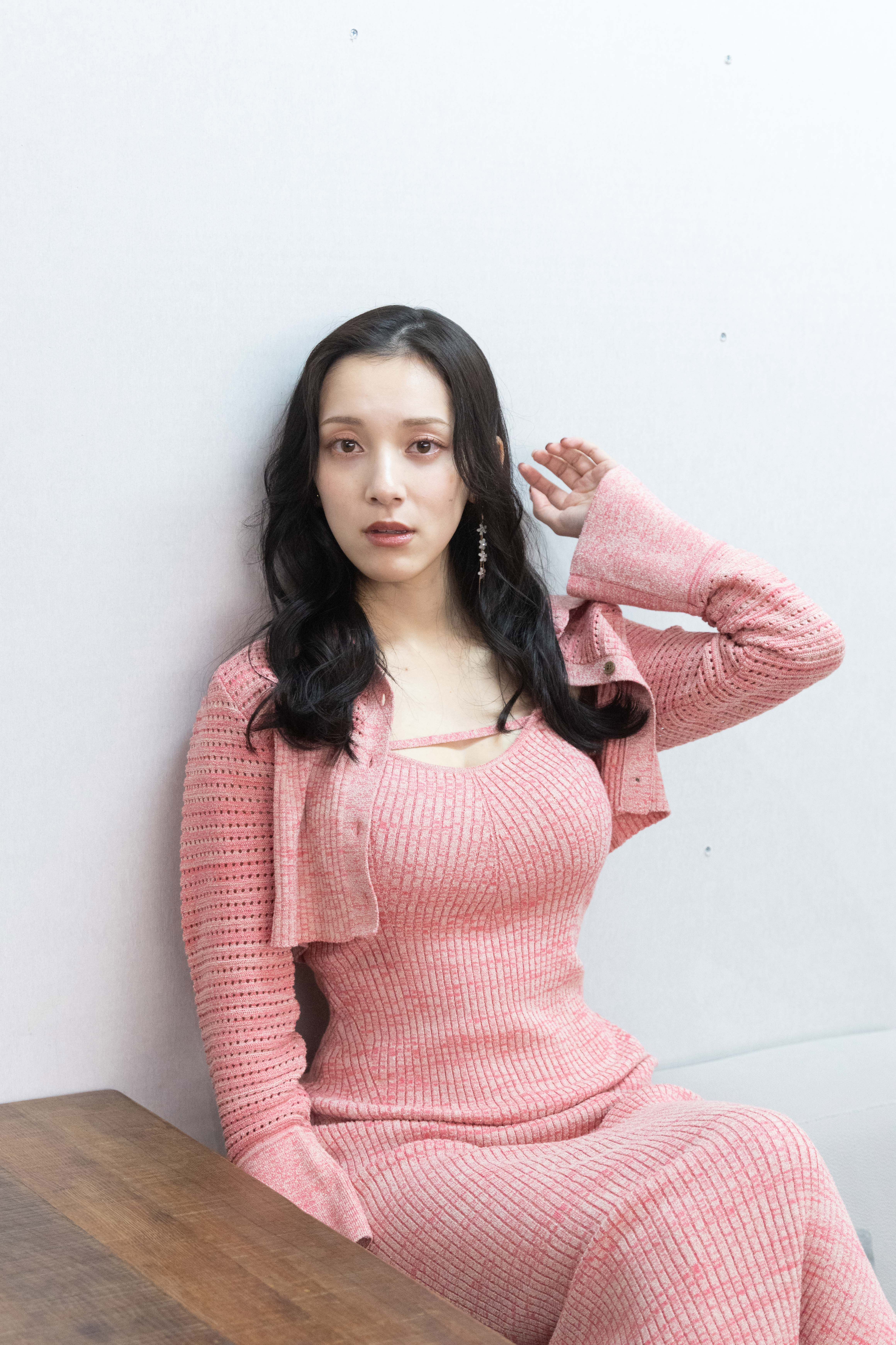 「神之乳」都丸紗也華最問到身上自豪的部位,露出不好意思的表情說:「胸部吧。」