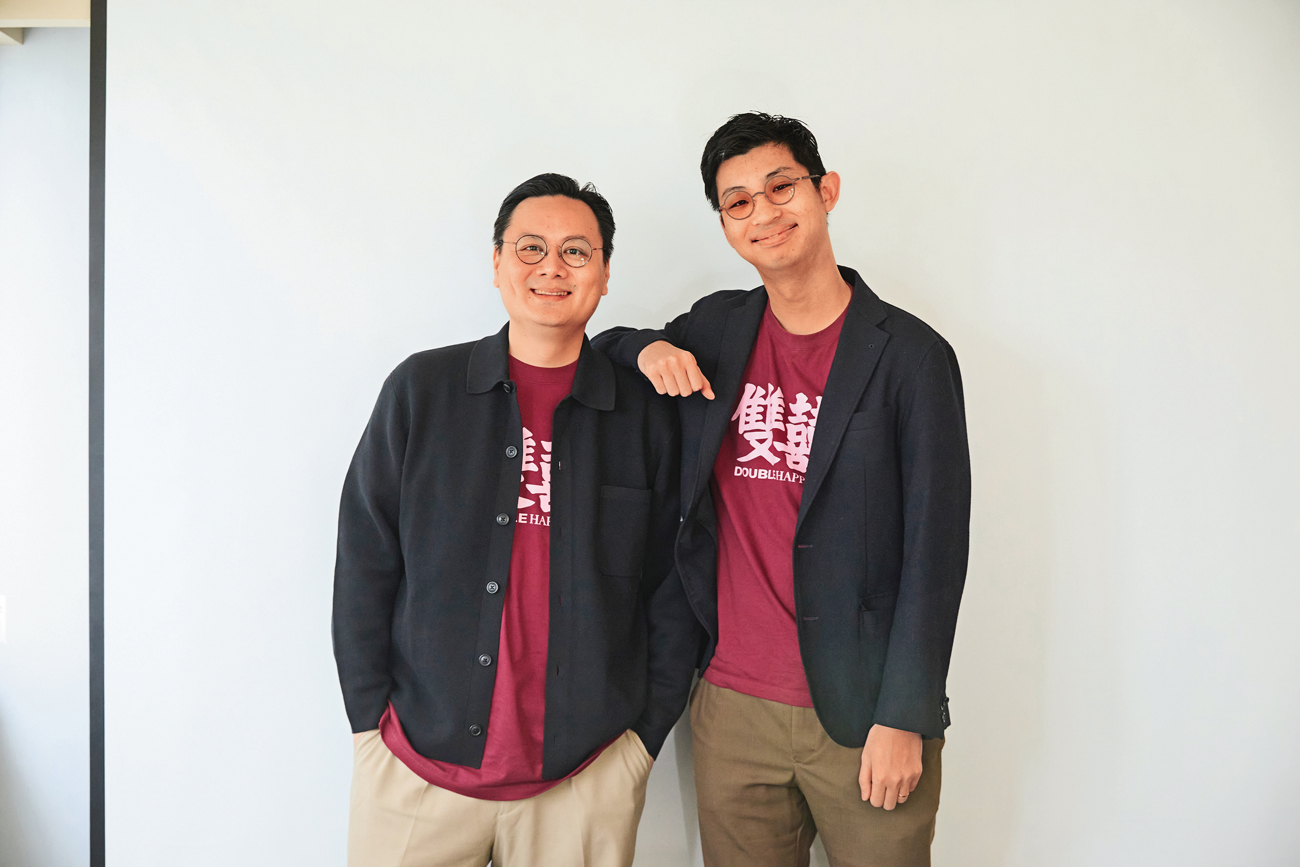 許承傑(左)分享個人籌備婚禮的經驗,苗華川(右)建議可以拍成一部電影,兩人也共同完成這部作品。