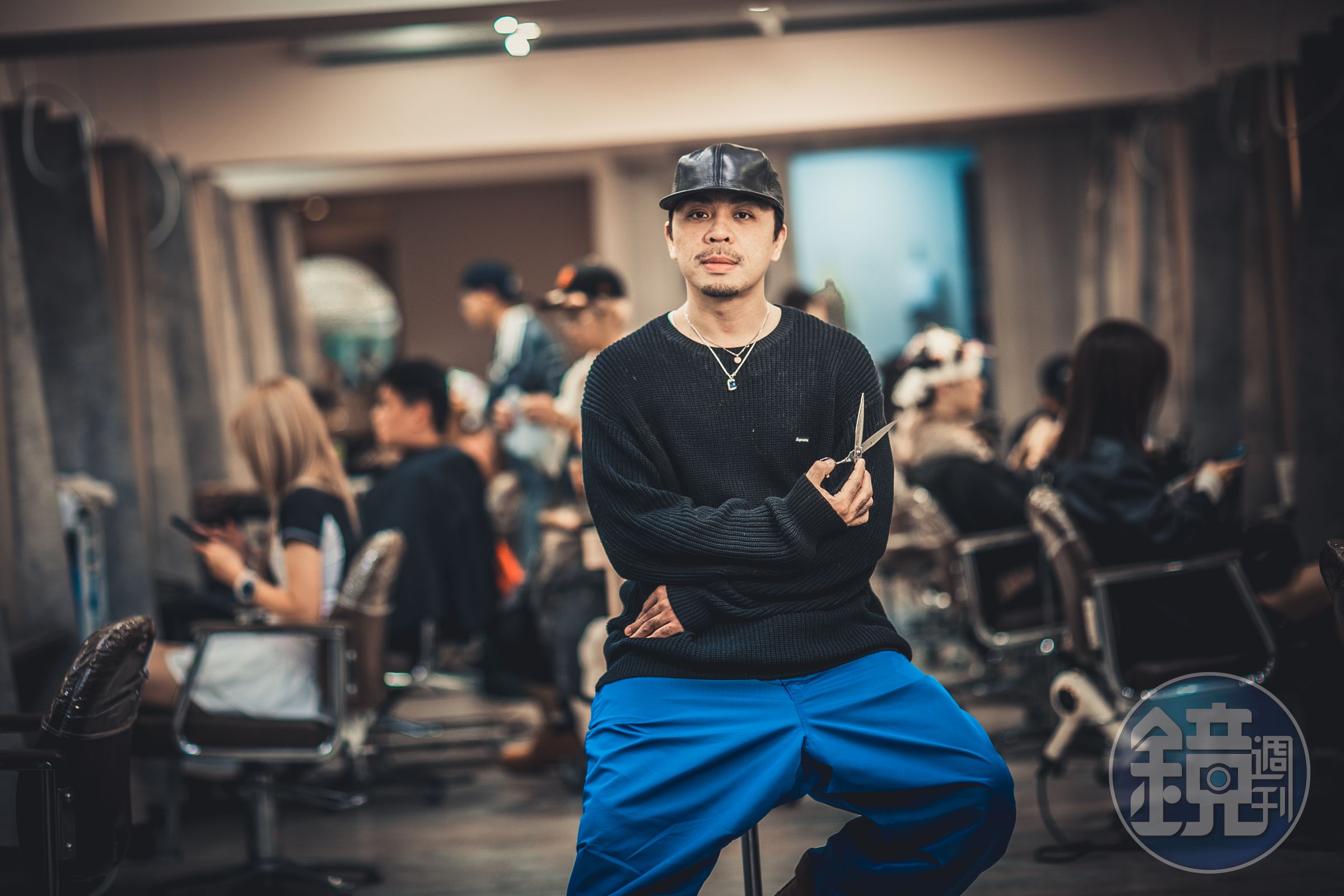 李念擇說自己開的不只是髮廊，是用品牌概念經營。
