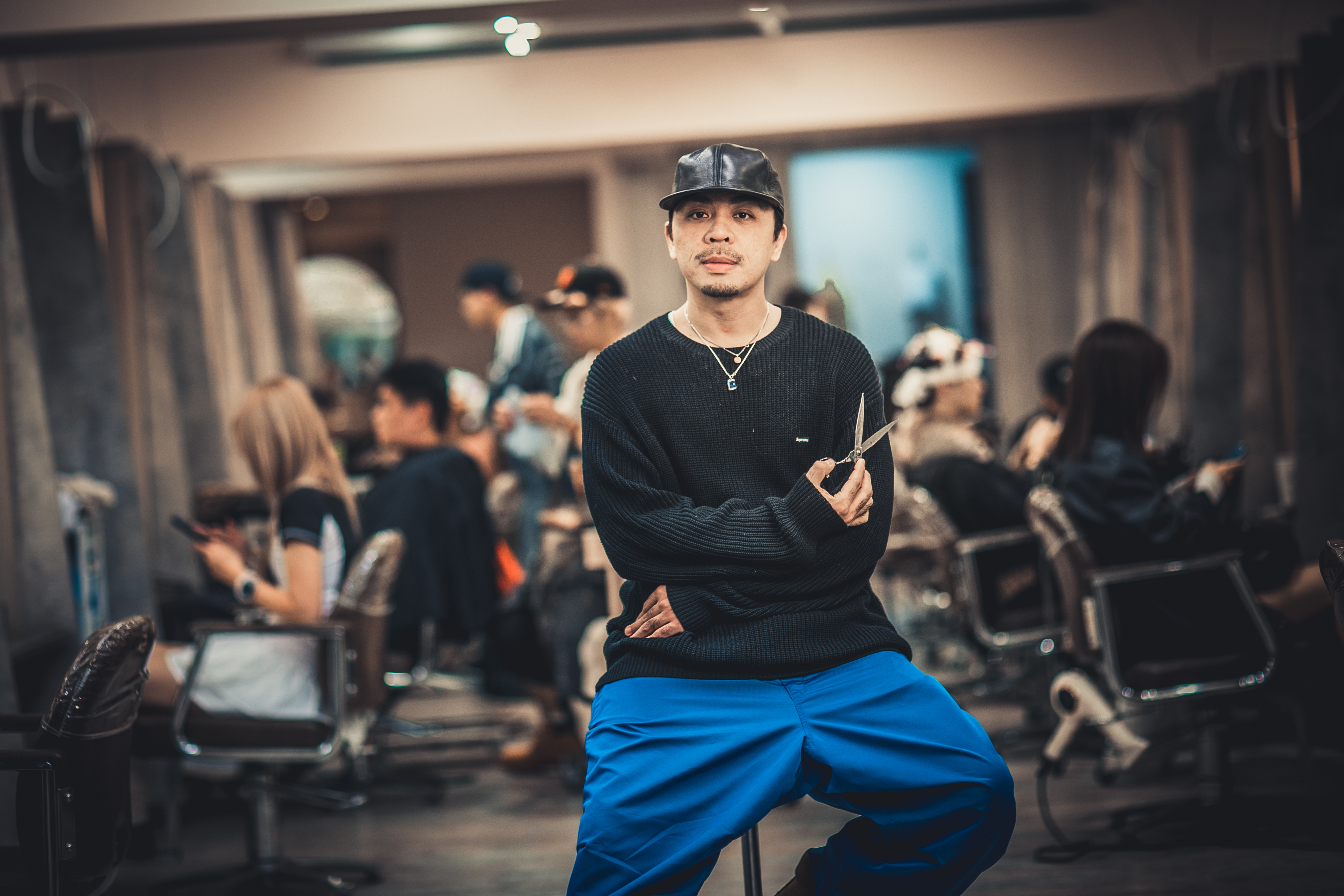 李念擇說自己開的不只是髮廊，是用品牌概念經營。