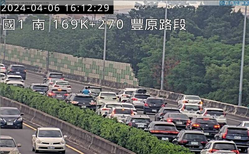 清明連假第三天國道發生幾起車禍，釀部分路段回堵。（高工局提供）