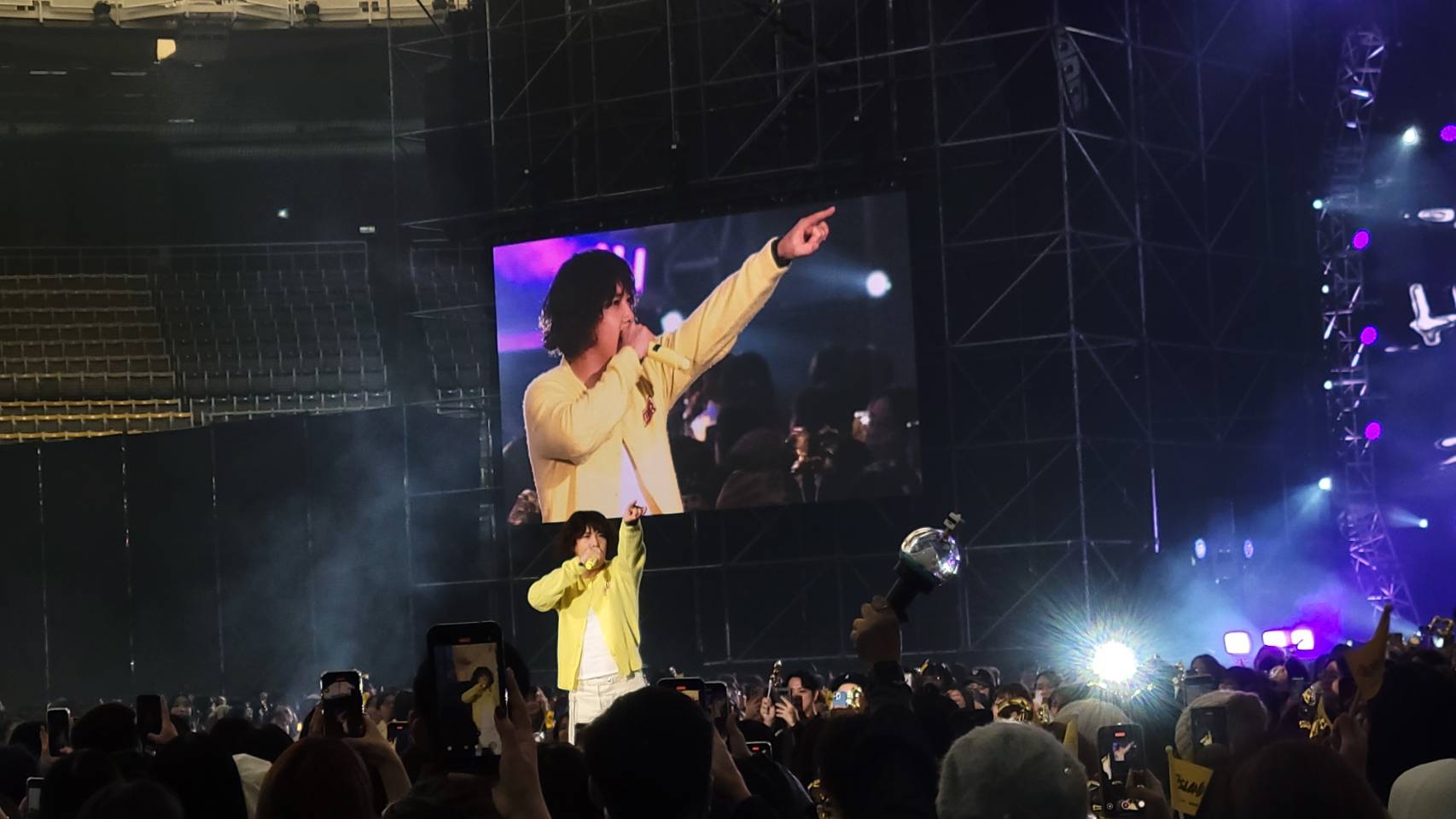 FNC家族演唱會周六在桃園巨蛋登場,FTIsland率先上台演出。