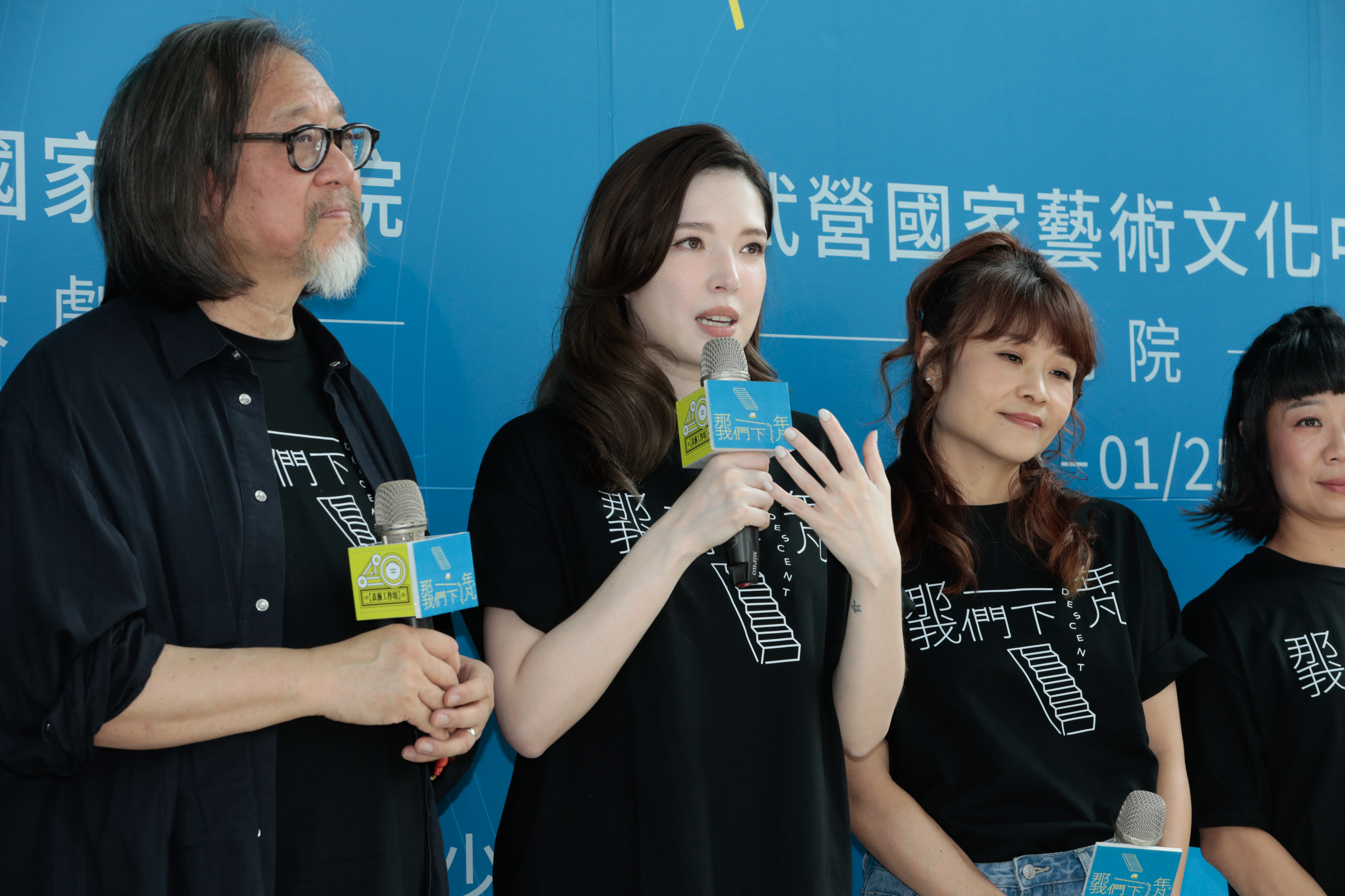 賴聲川導演（左）早在1年多年就向許瑋甯提供邀演。