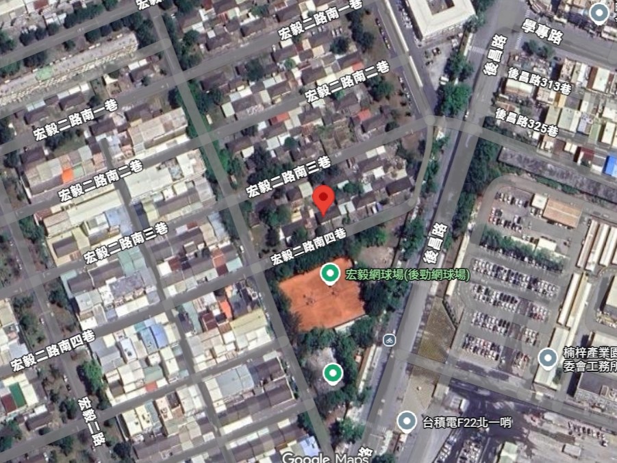 高雄市楠梓區宏毅二路南四巷12號一處工地今（13日）下午發現一枚未爆彈。（翻攝自Google Maps）