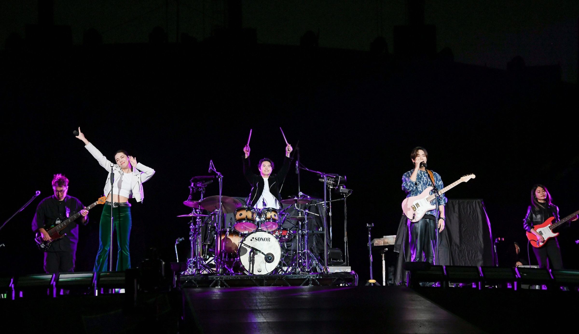 告五人年初擔任五月天開場嘉賓、年末擔任Coldplay開唱嘉賓,讓他們粉絲開始期待告五人辦高雄世運場演出。(相信音樂提供,Credit Lee Kai Ming)
