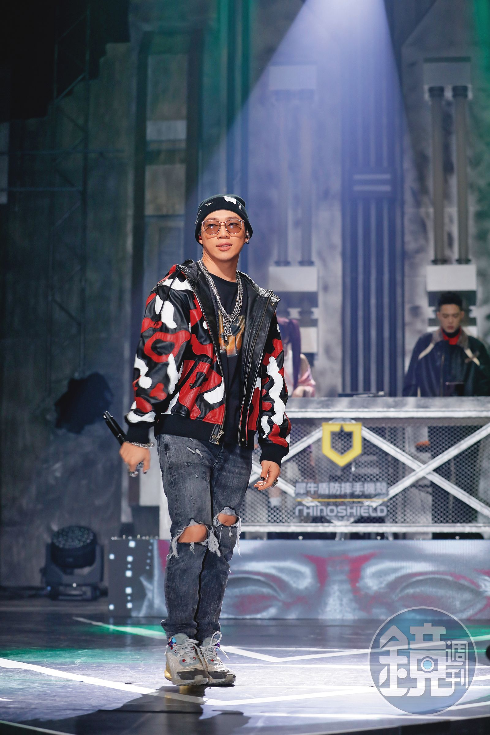 2021年，&Oslash;ZI曾參加選秀節目《大嘻哈時代》