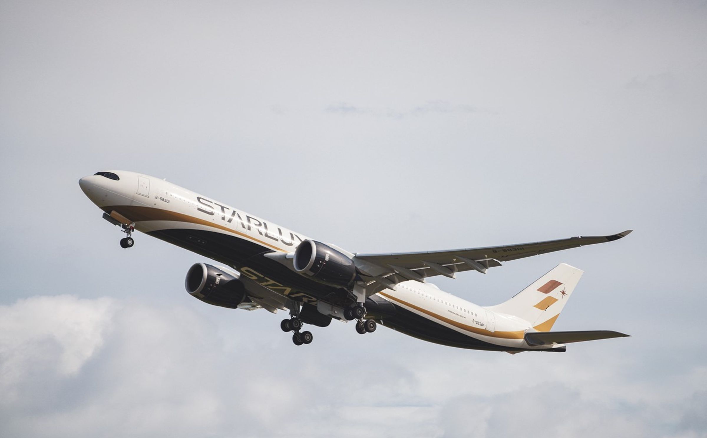 搭乘星宇航空直飛北海道新千歲機場。