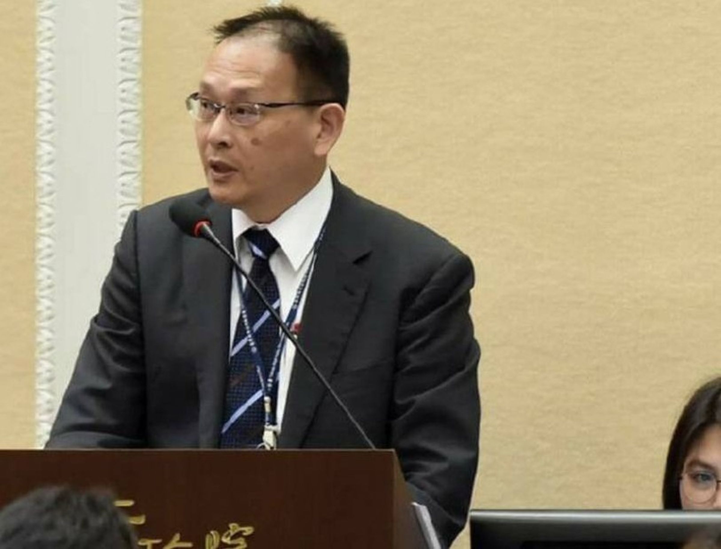 律師王捷拓表示,法官裁定不是祕密。(翻攝畫面)