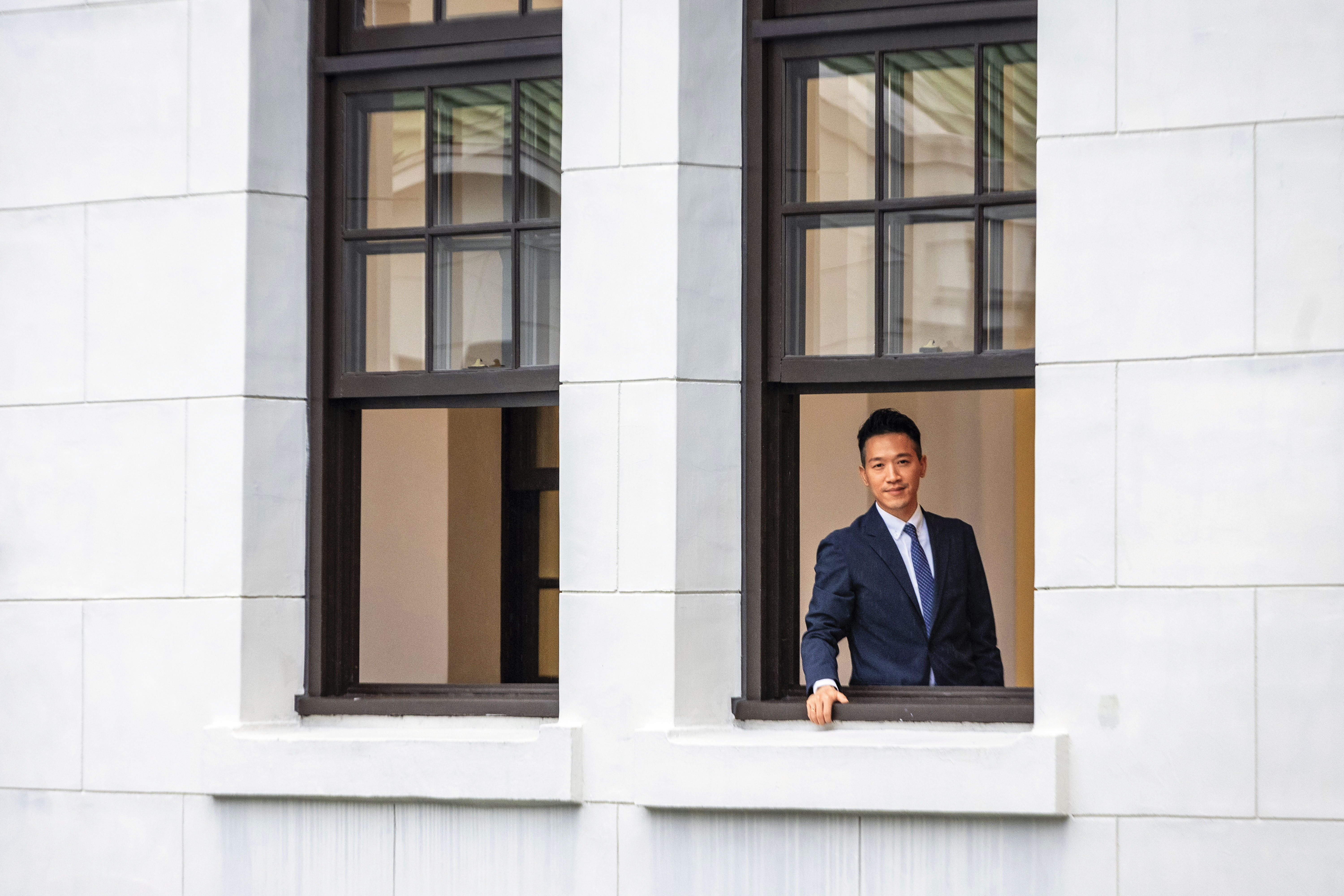 何志偉稱自己與之前的副祕書長不同之處，乃他思維跳脫框架，在框架之外再創一個框架，進而有了對話的可能。（王漢順攝）