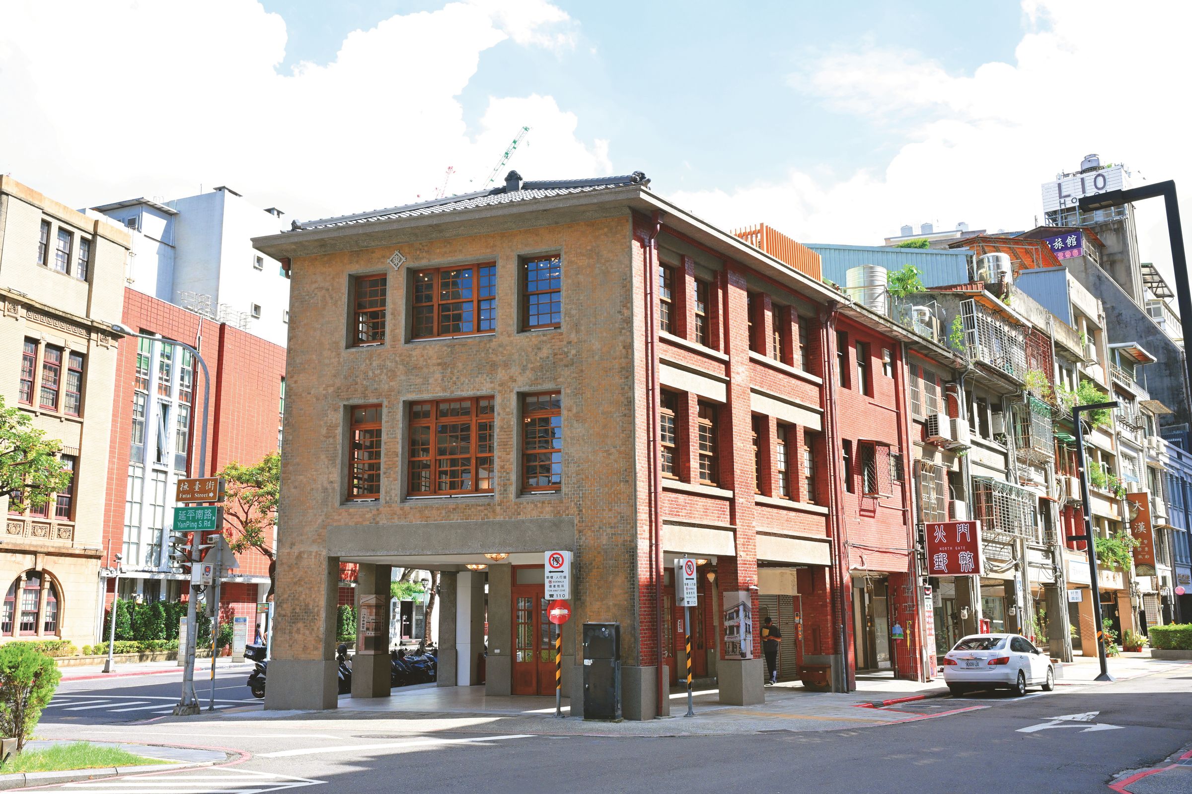 直轄市定古蹟博愛路2號店屋。(台北市都市更新處提供)