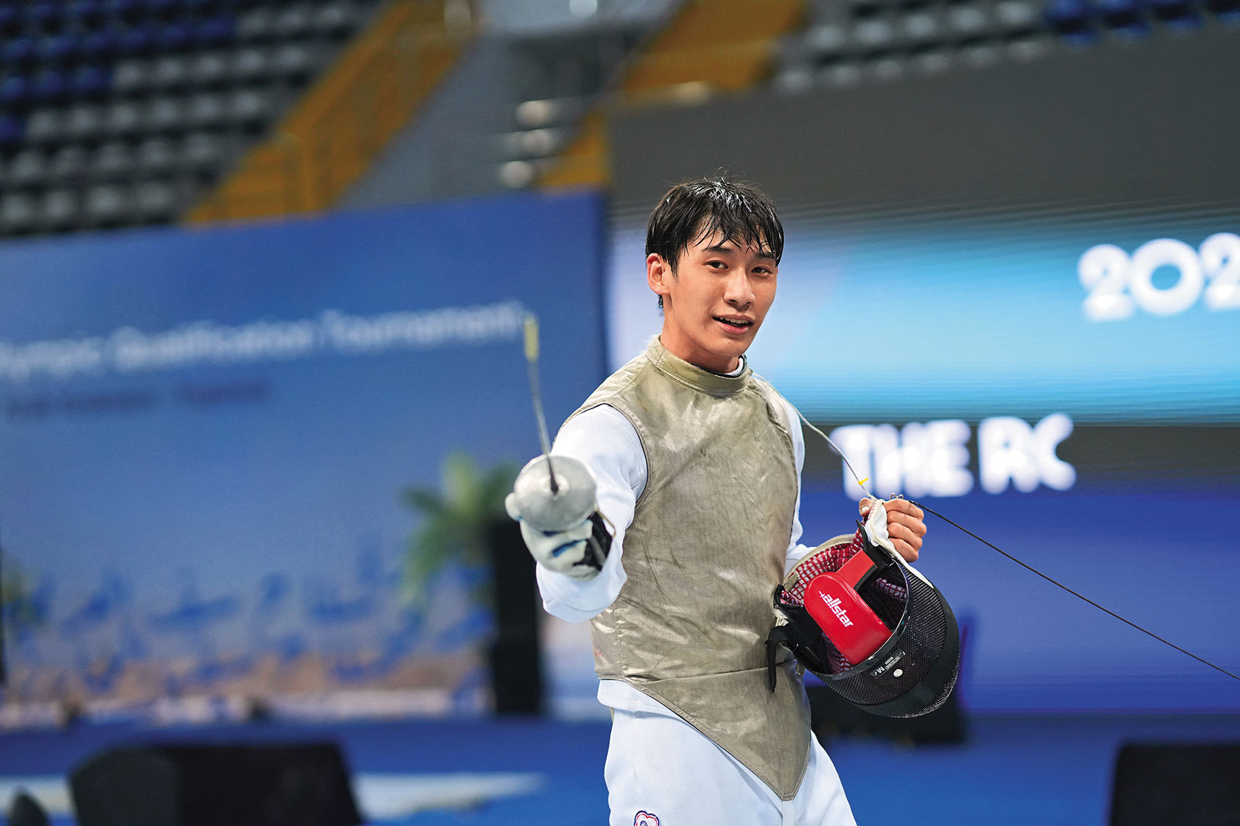 陳弈通突破資格賽，成為睽違已久登上奧運殿堂的男子擊劍選手。（翻攝國際擊劍總會臉書）