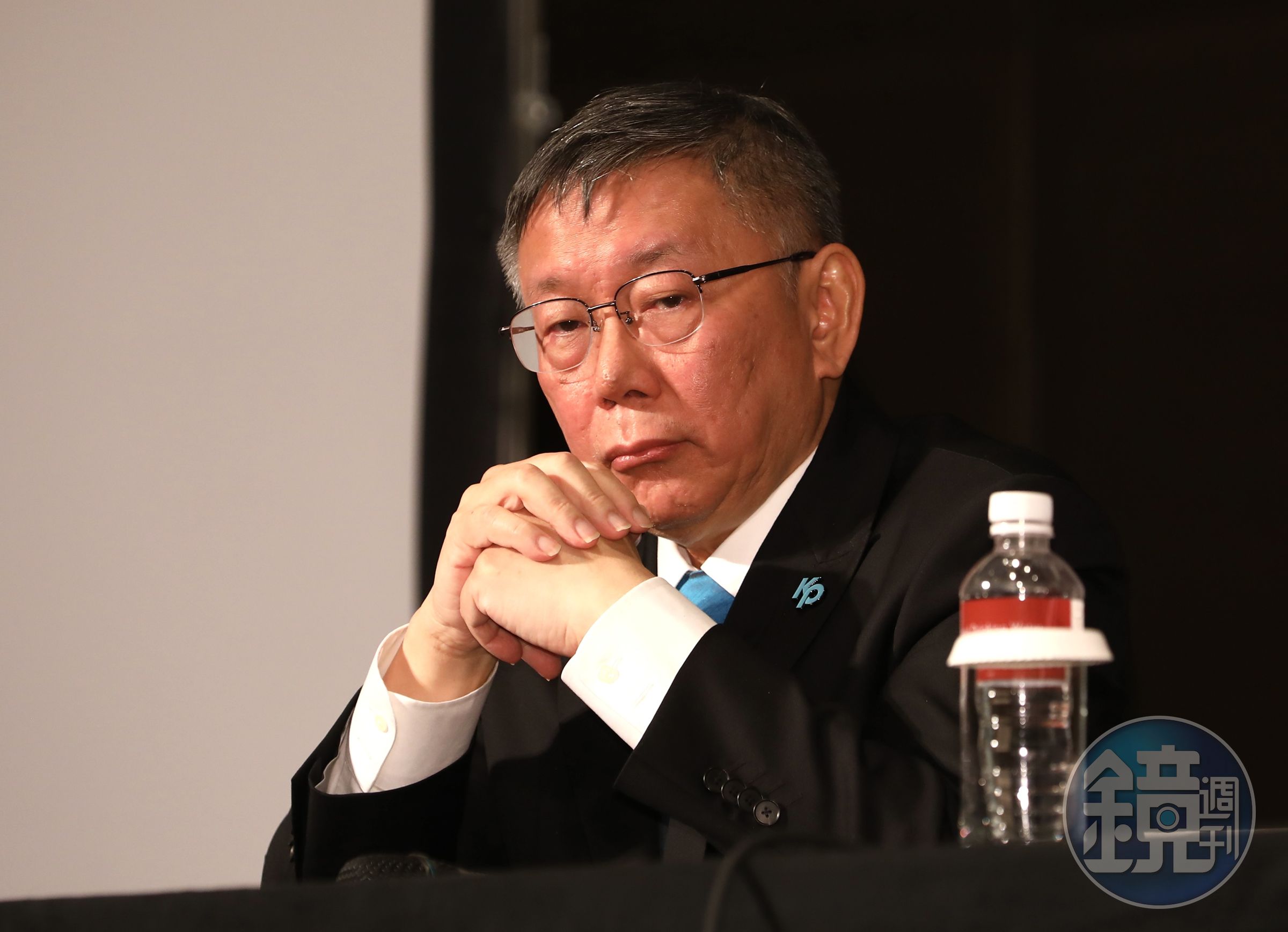 柯辦公布明天行程，柯文哲上午11點將赴中選會登記參選，屆時副手人選一併揭曉。