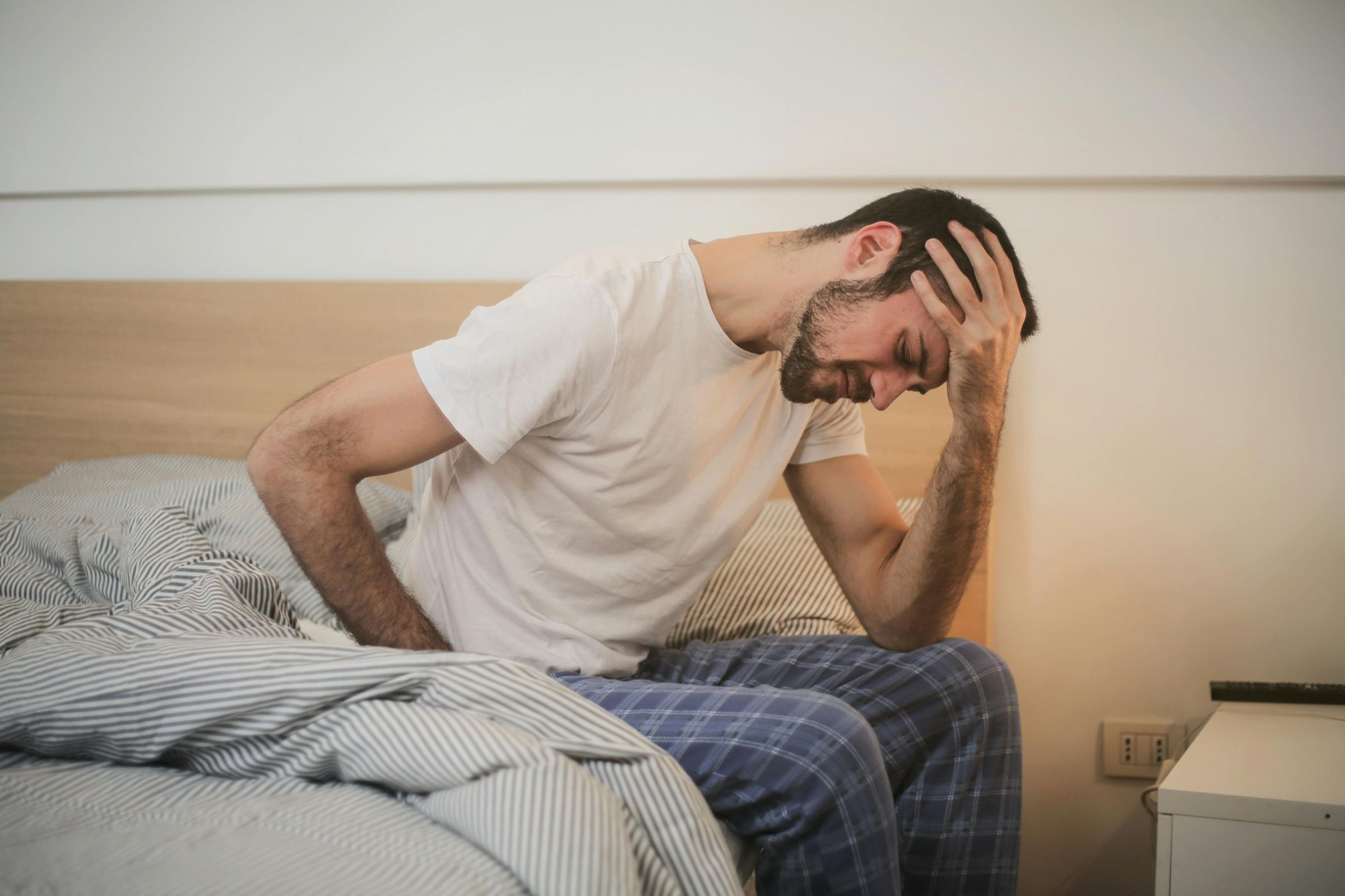 感染CCHF的患者可能會出現關節疼痛、頭痛、嘔吐及眼睛出血等症狀，病情加重亦可能出現嚴重流鼻血和大範圍嚴重瘀傷，在發病的2週內可能死亡。示意圖（pexels）