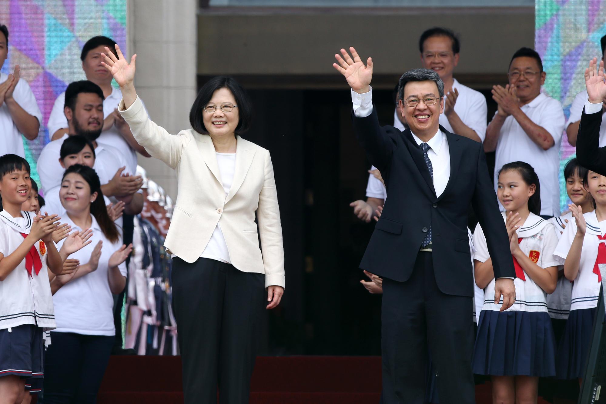 總統蔡英文就任後,力推新南向政策,首波受惠者卻是色情業者。(照片來源:總統府)
