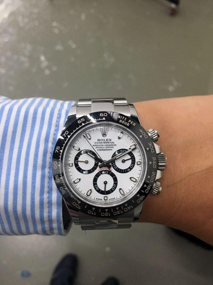 勞力士今年非常搶手的白面陶瓷錶圈Daytona。