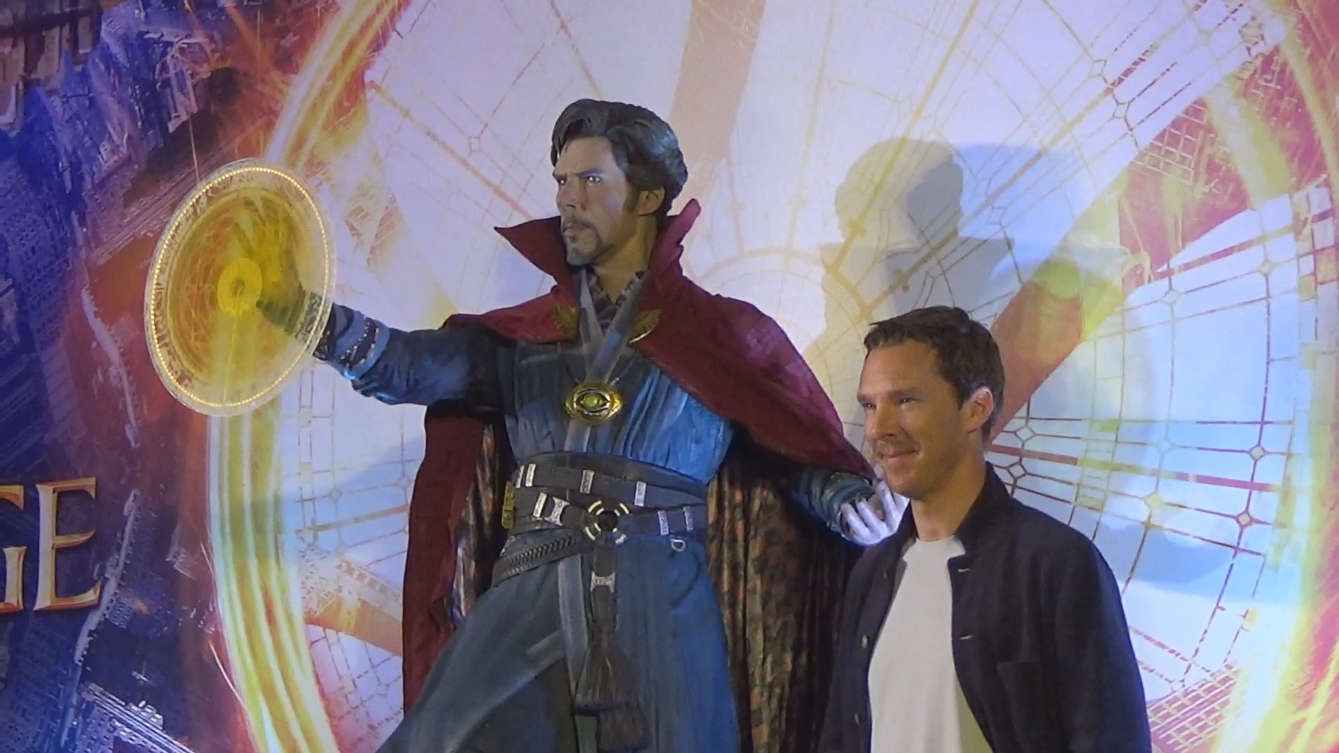 【香港直擊】化身《奇異博士》 班奈狄克康柏拜區一現身全場變粉絲