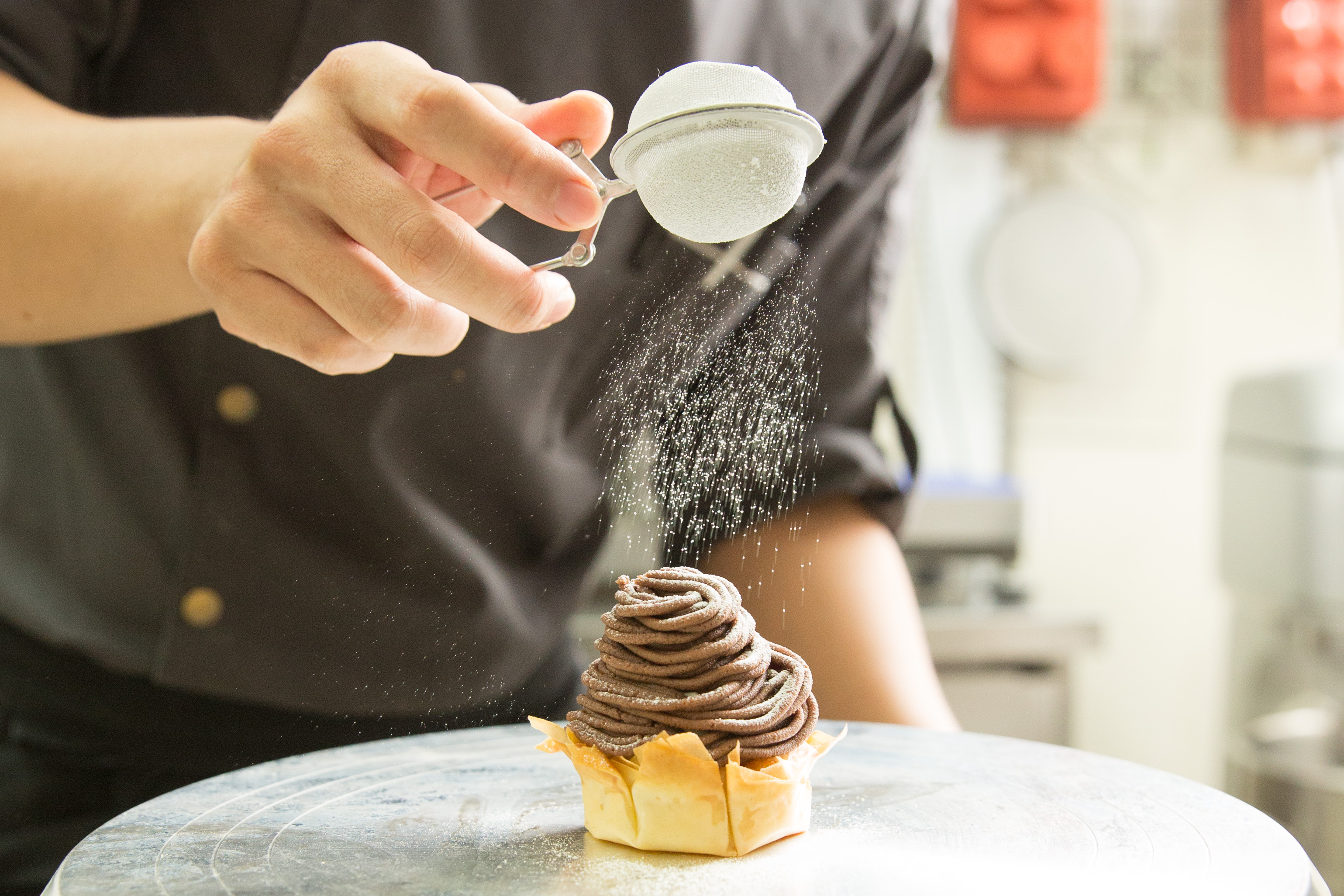 「WUnique Pâtisserie」主廚Tim用上脆感十足的filo為底，帶來驚喜。（200元／份）