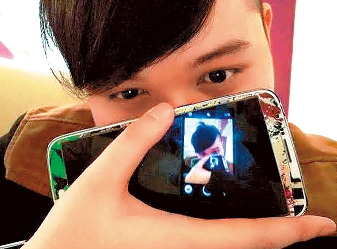 馬國惡狼Vincent Ang,涉嫌誘騙台灣三十九名女孩拍裸照,再放上網路販賣牟利。(翻攝自嫌犯臉書)