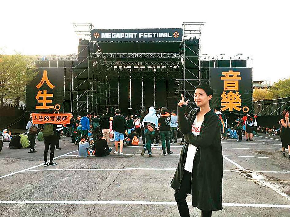 除了受邀在音樂季演出，盧凱彤也愛看音樂季， 吸取音樂人不同 的作品。 （ 翻攝自盧凱彤臉書）