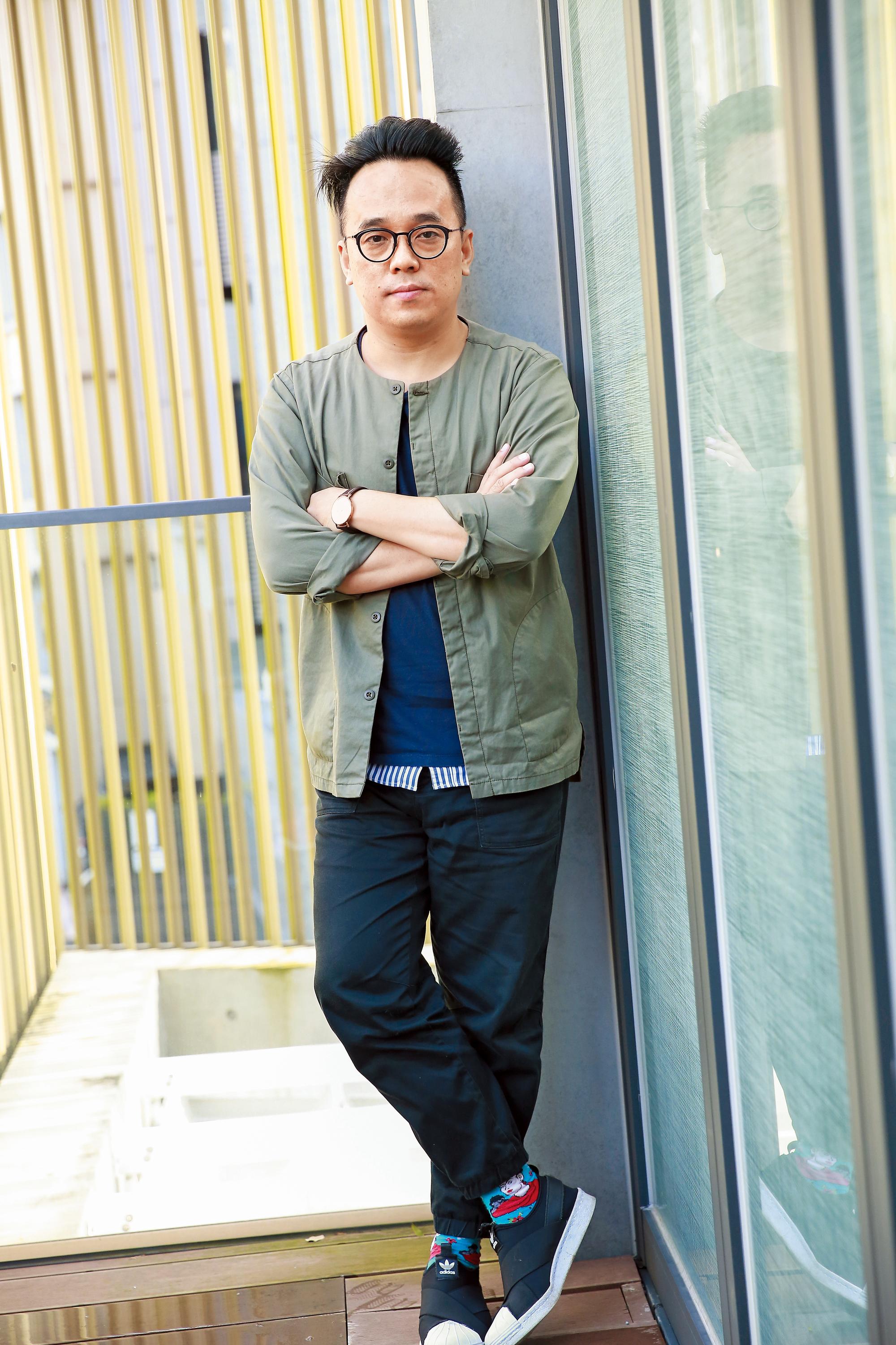 林育賢赴中國發展近4年,在微信成立「北漂台灣人群組」,已有40幾位去北京發展的電影人加入。