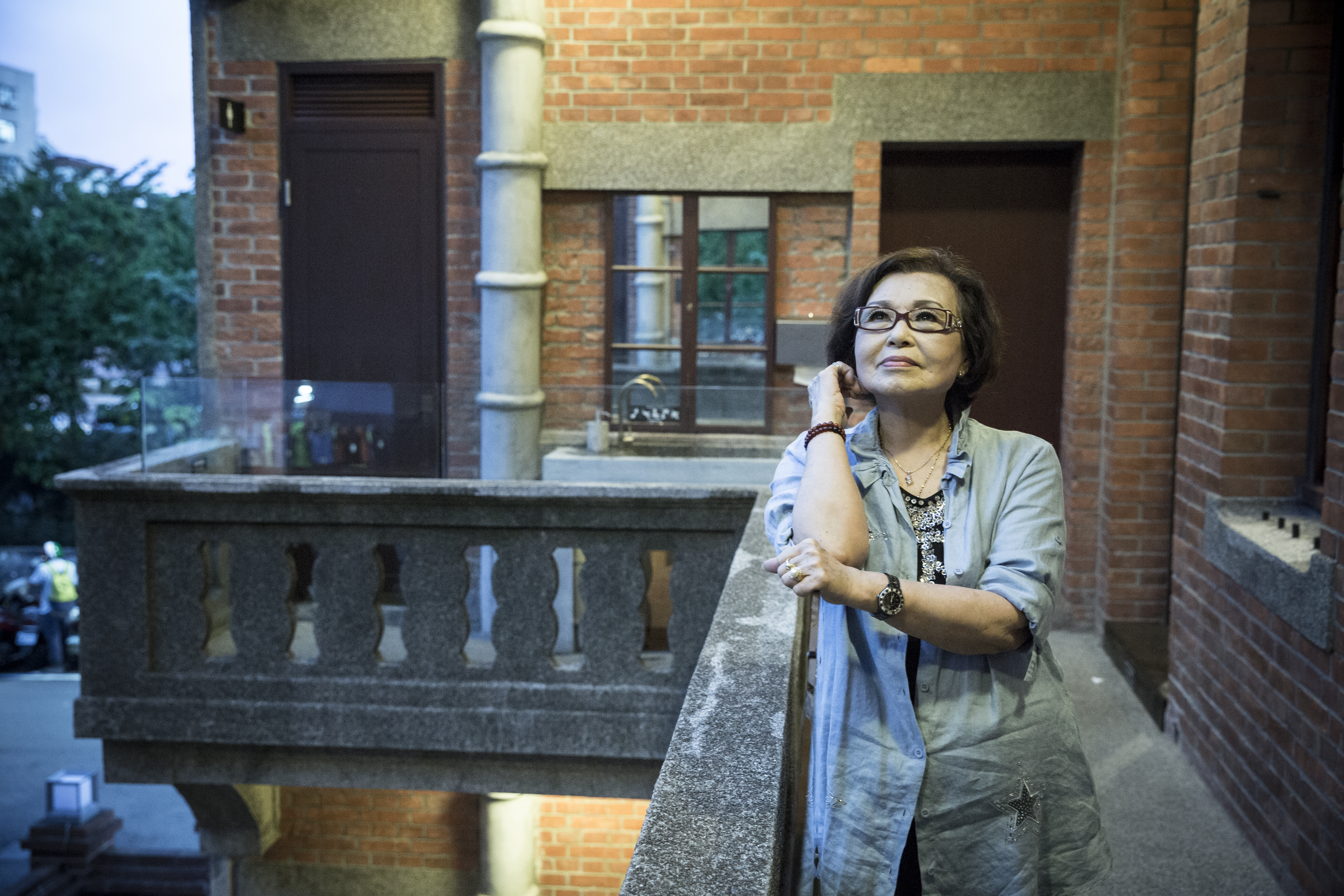 擁有「2個名字」的寶島歌后─紀露霞