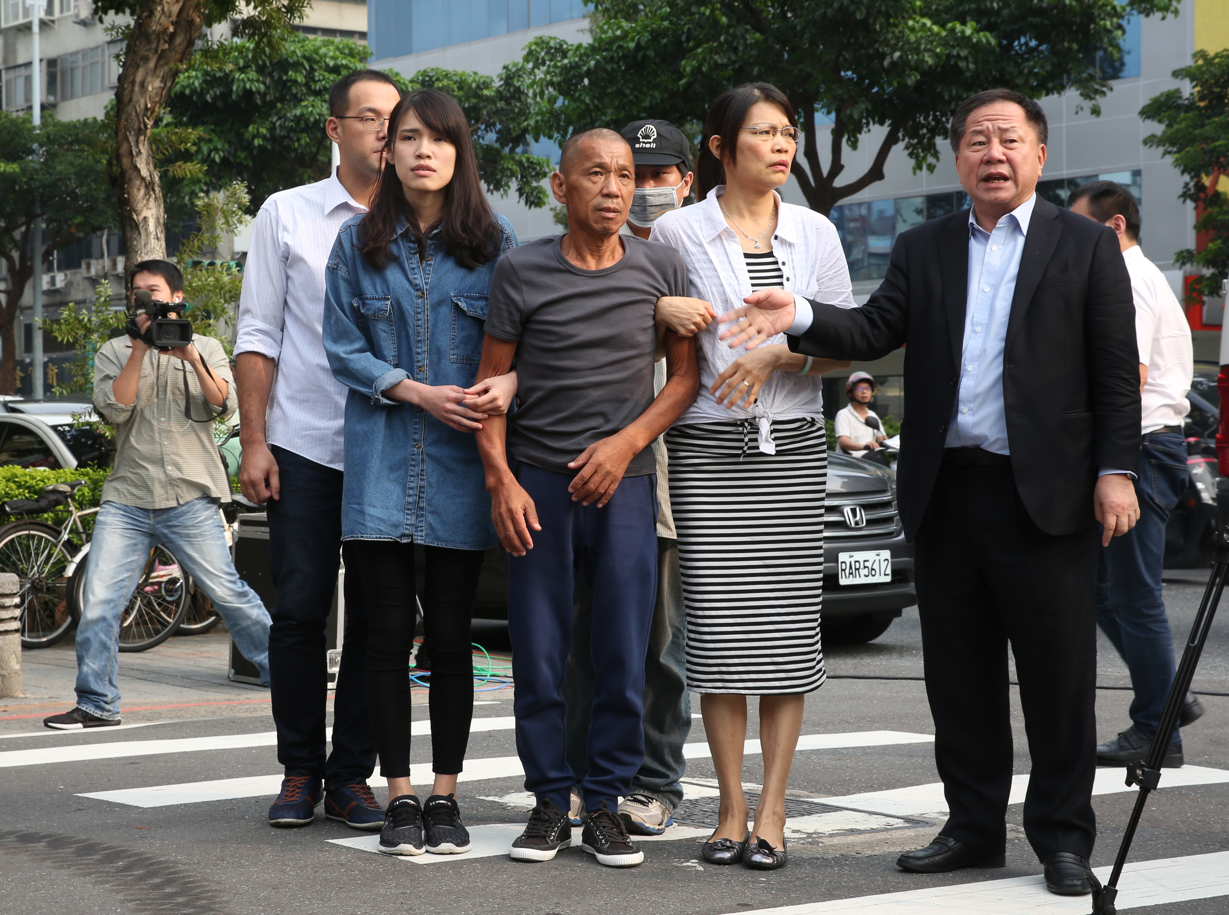 【海盜虎口搶救人質】拿千萬救人質  李傳洪：我就是同上賭桌而已