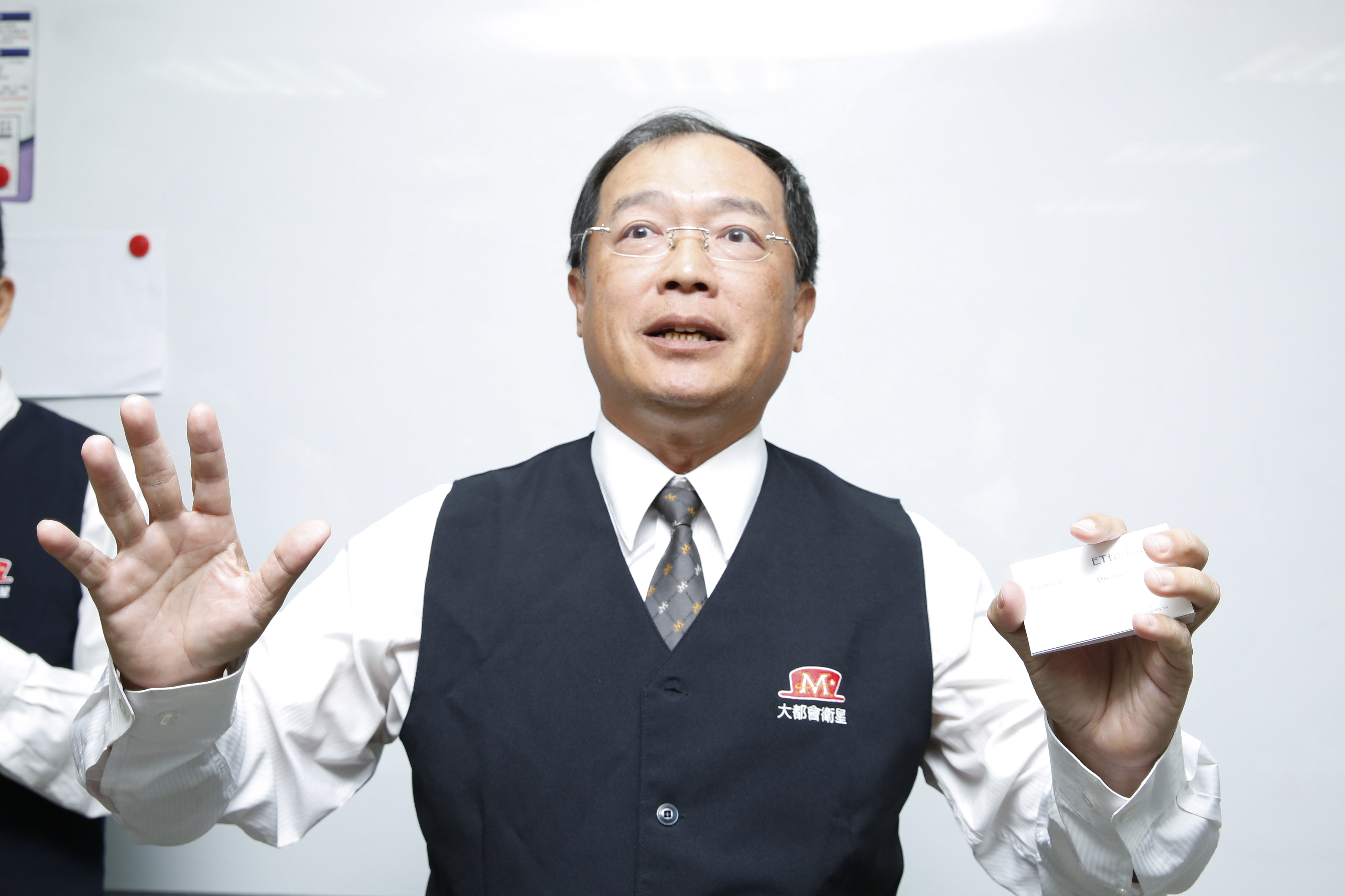 李妍憬互毆糾紛案外案　大都會車隊揚言要告李妍憬