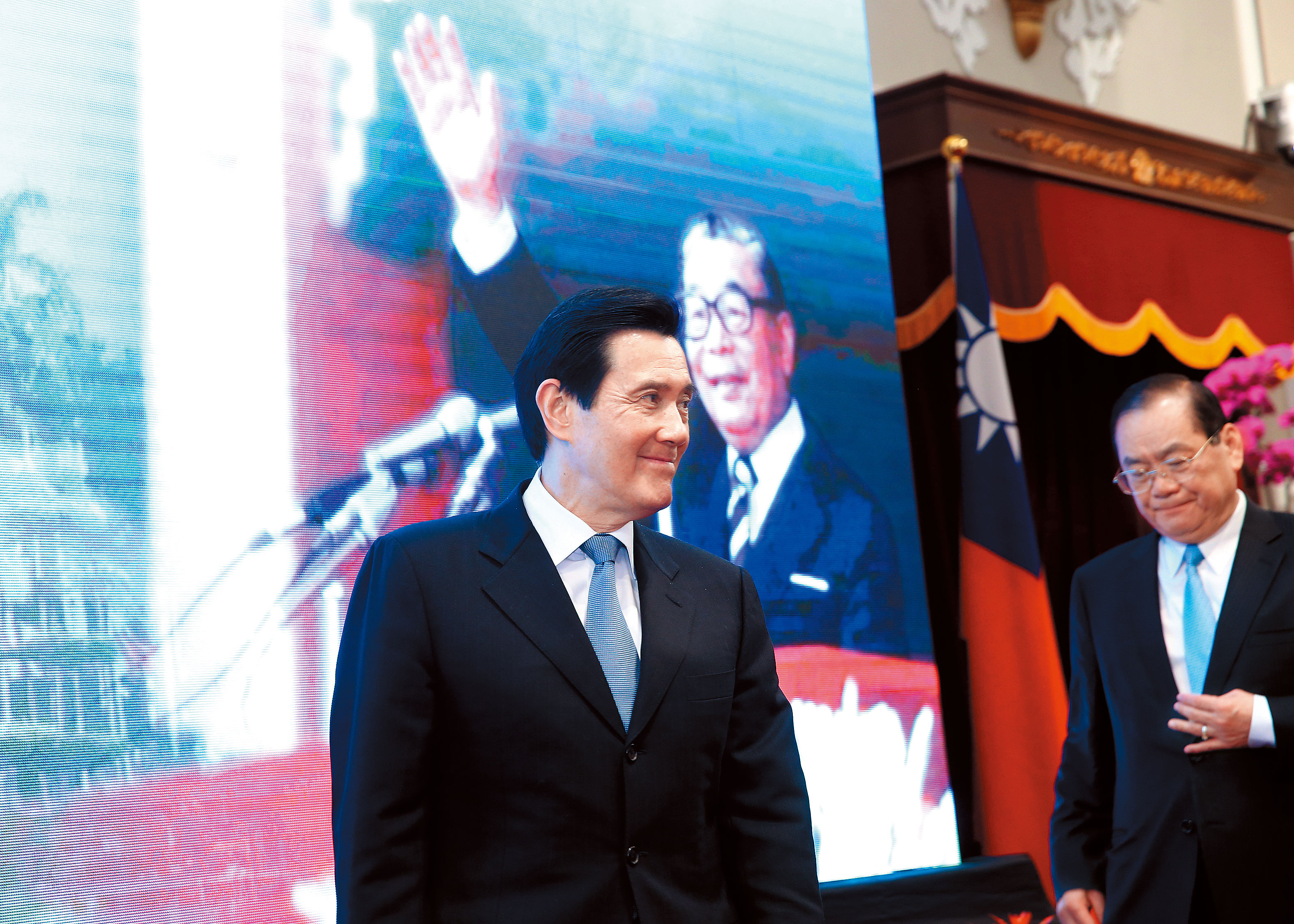 前總統馬英九在洪秀柱訪問中國行前對洪下指導棋,意外讓親洪 人馬與馬的衝突檯面化。(總統府提供)