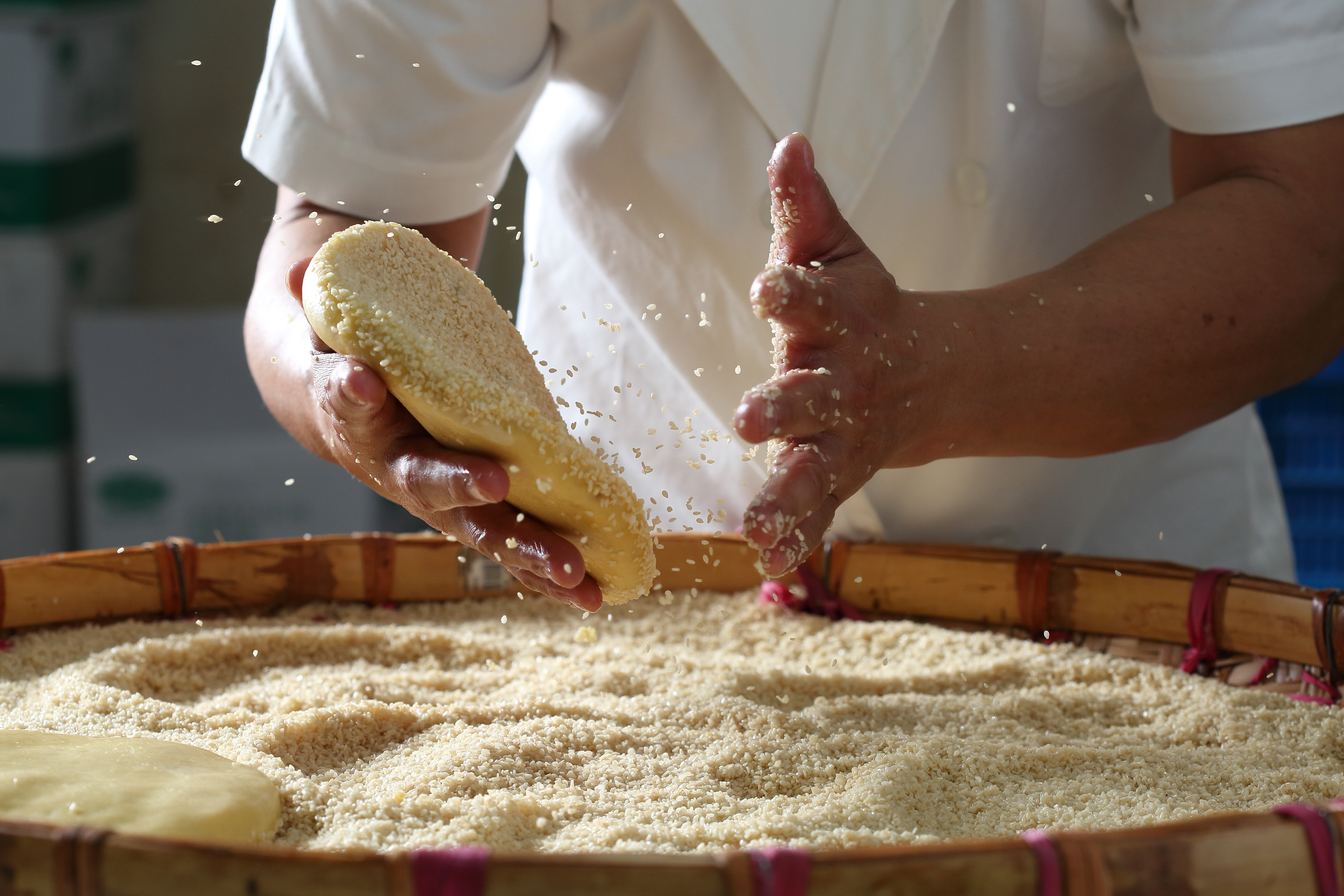 【台灣老店】喜餅達人傳馭夫術：龍眼要挖掉 老公眼睛才會乖  