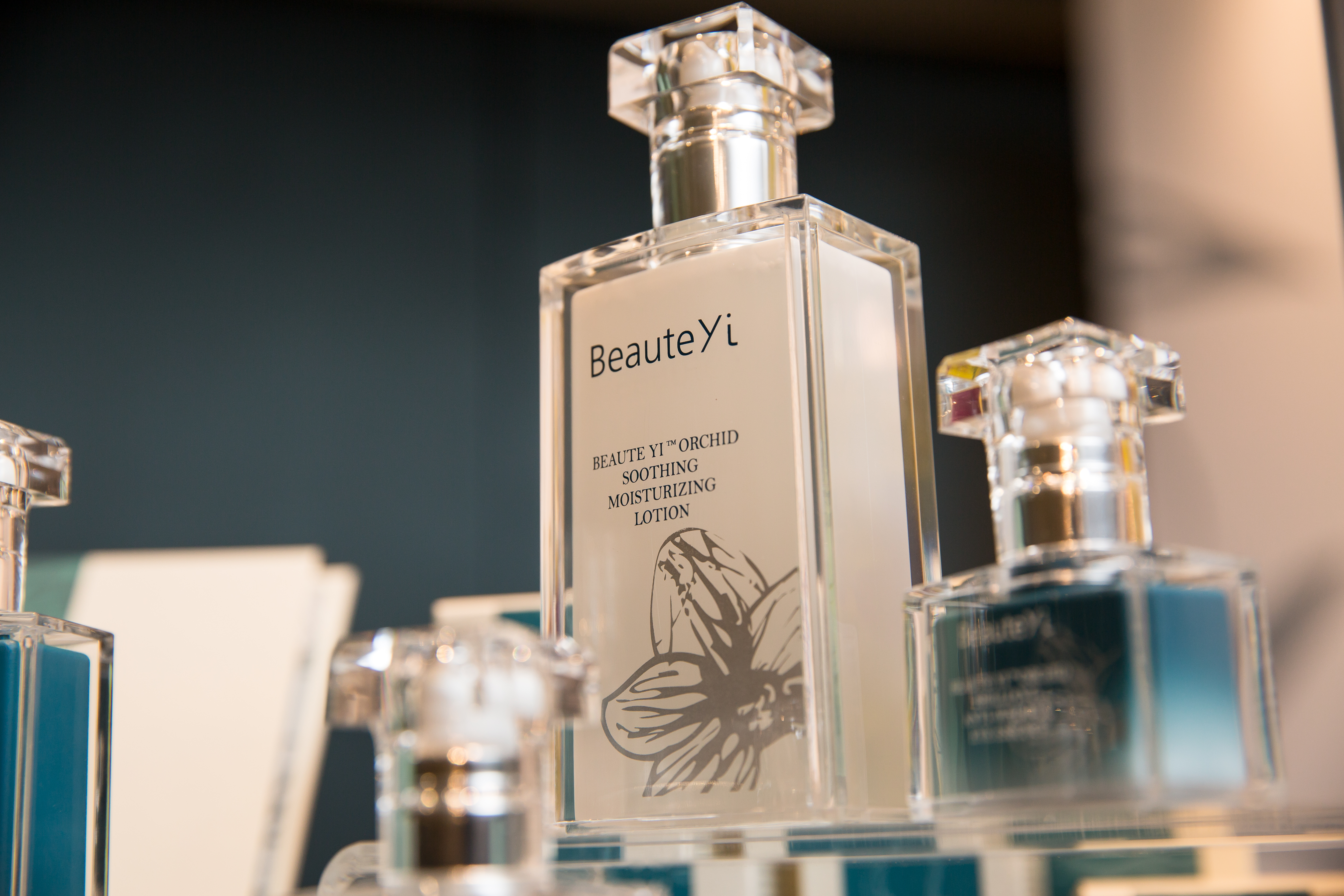 BeauteYi璞媞怡主打蘭胚生長點保養系列產品。
