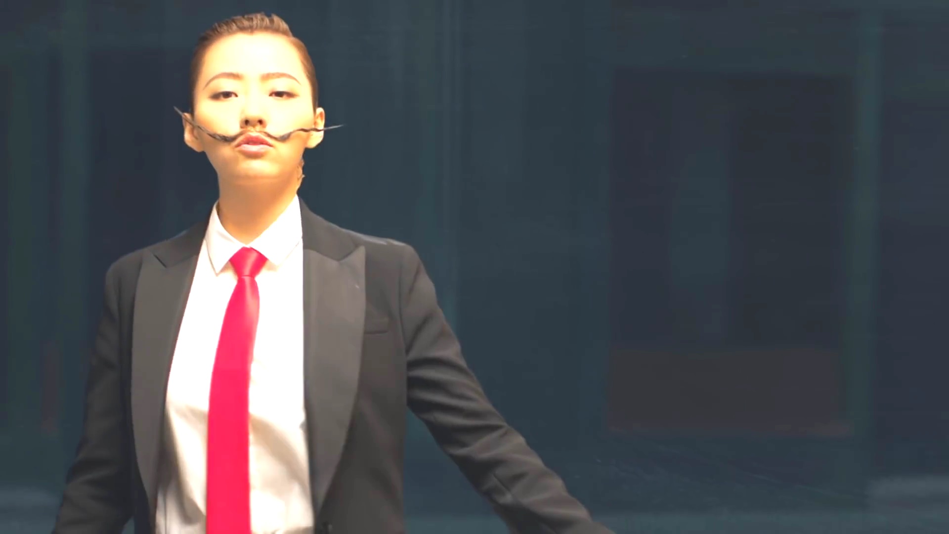 Made in Taiwan！　張靚穎MV拍出世界級質感