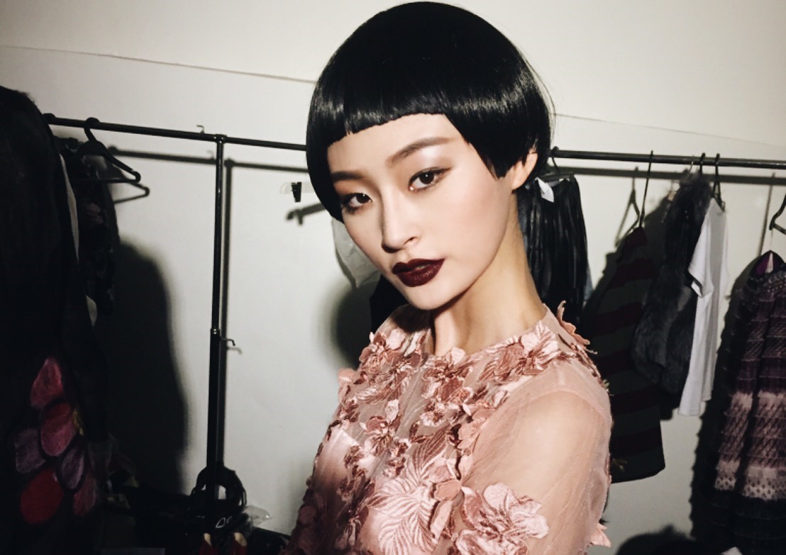 血汗！韓模來台腳傷被逼上工　遭扣薪還洗冷水澡