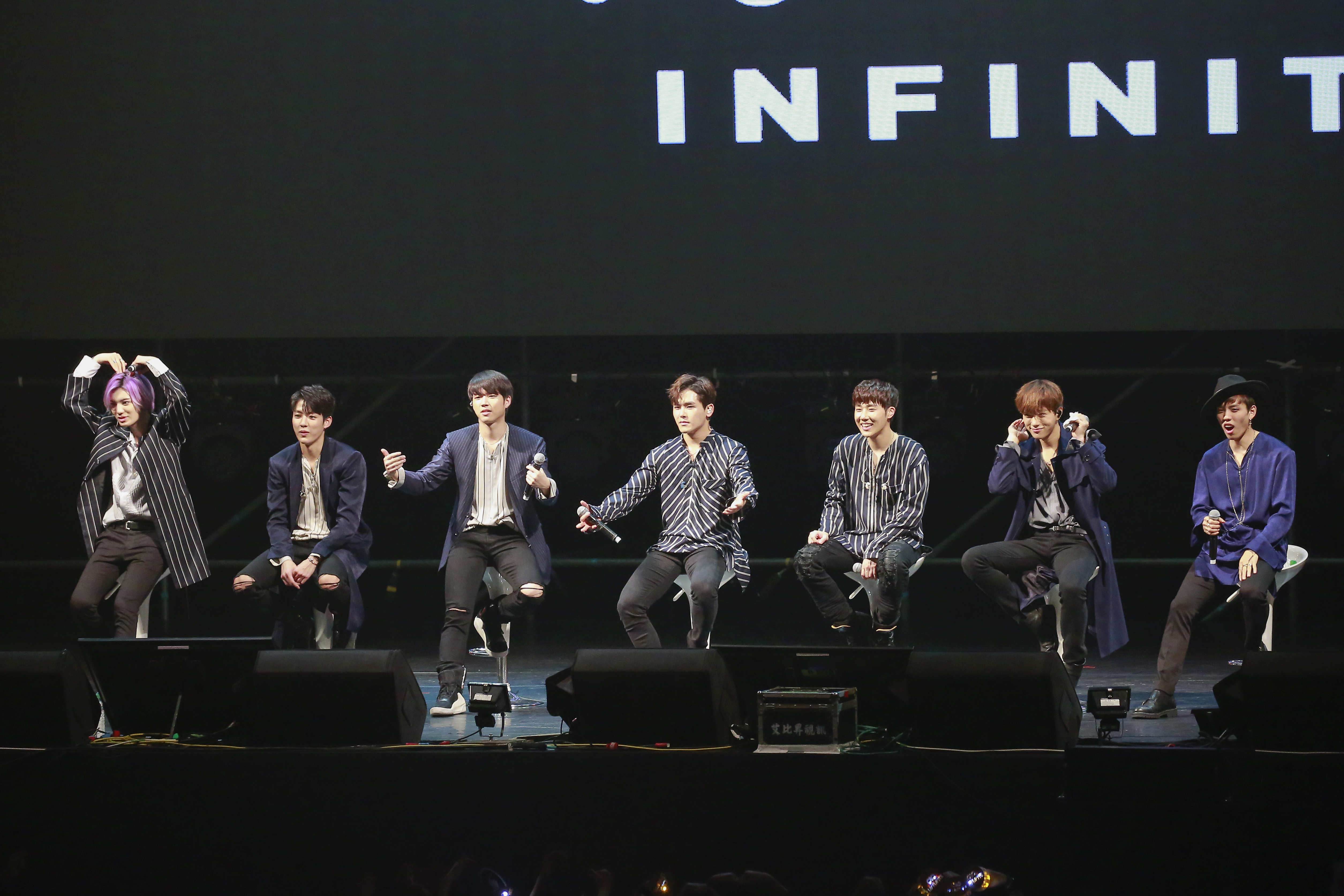 INFINITE嗨翻4千粉絲　鬥嘴鼓笑炸肚皮