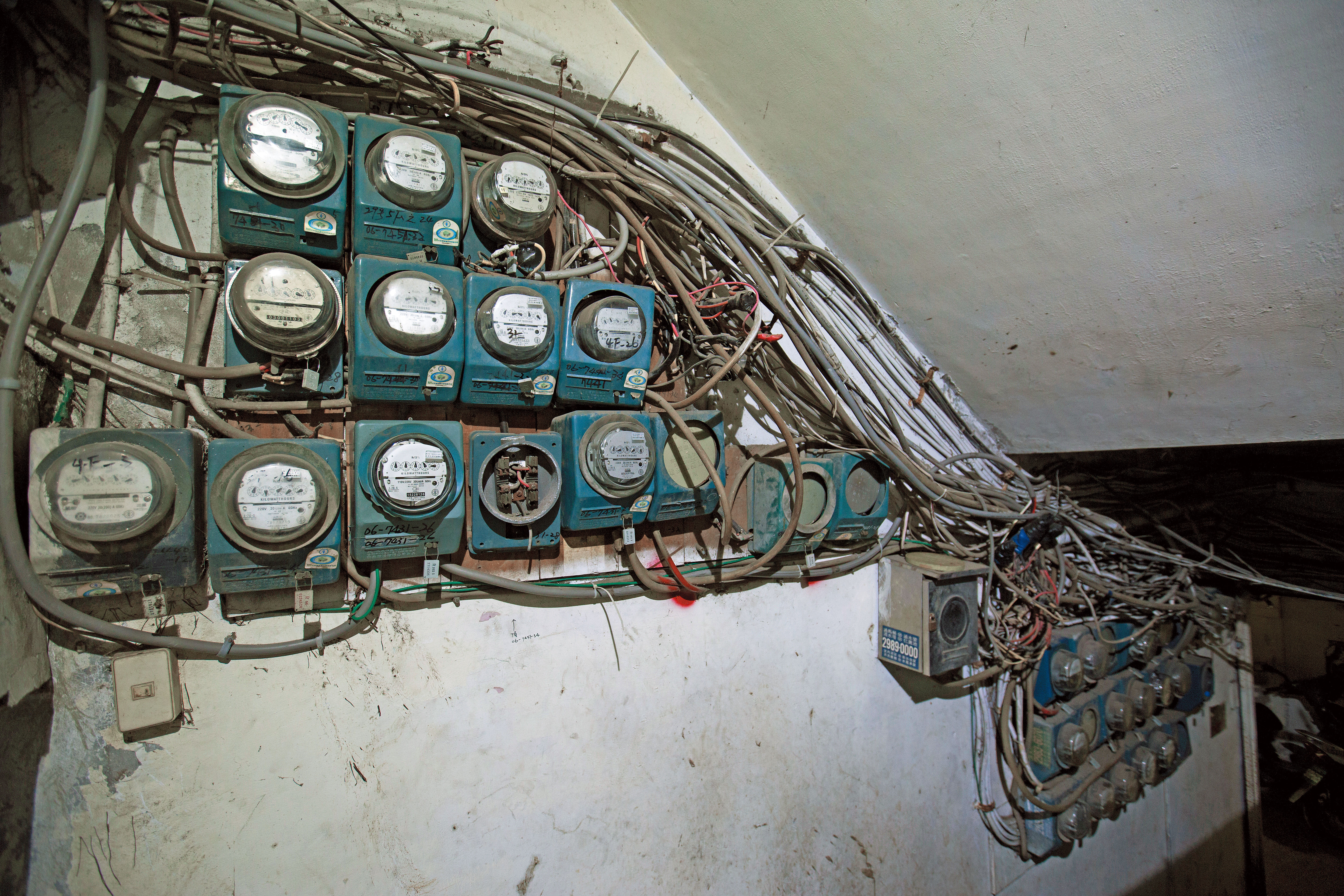 【直擊】政府放縱蝸居　低薪族住火災高危房