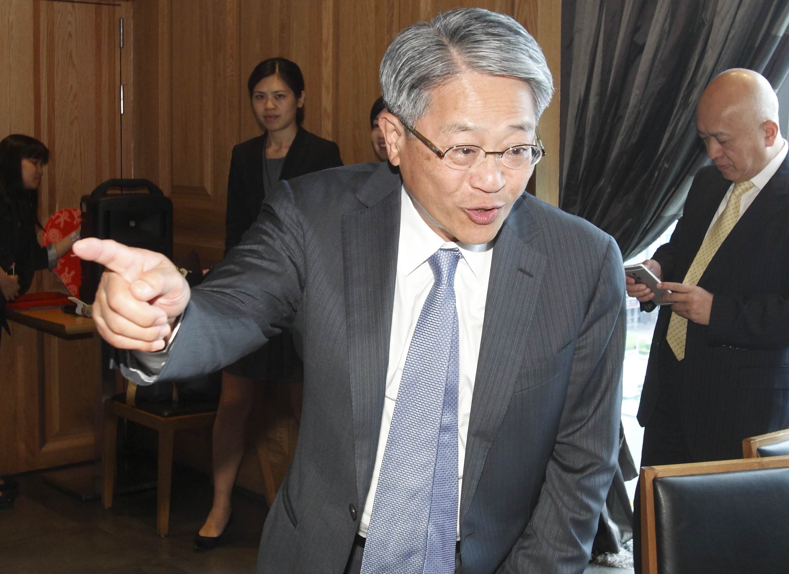 【彰銀案生變？】新加坡商跨國告財政部　吳東亮併彰銀現轉機