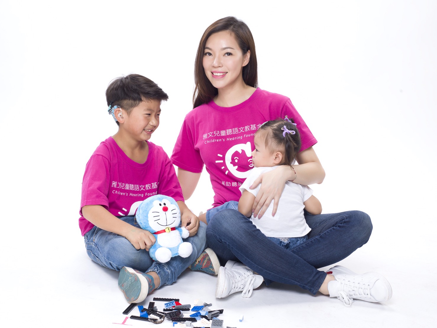 曾馨瑩生日做善事 郭董小女兒QQ也入鏡