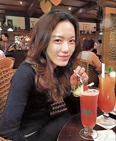 黃敬琳外型搶眼,擔任國安局國會與媒體聯絡人。(讀者提供)
