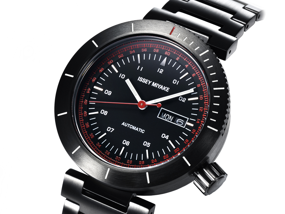 可能是最接近造車領域的一款腕錶? ISSEY MIYAKE 「W」