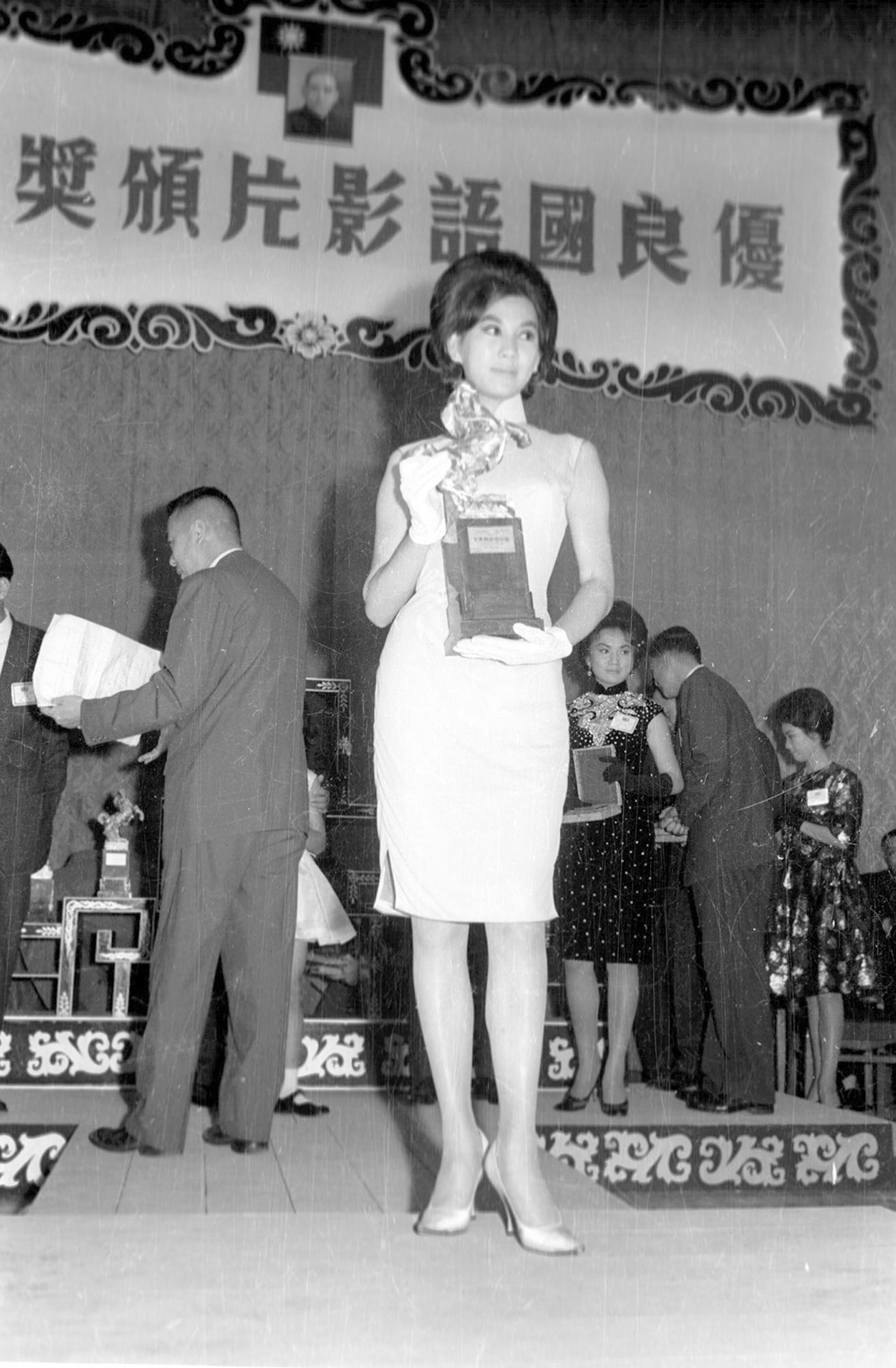 1963年《梁山伯與祝英台》拿下第2屆金馬獎最佳影片,凌波也獲頒最佳演員特別獎。(中央社)