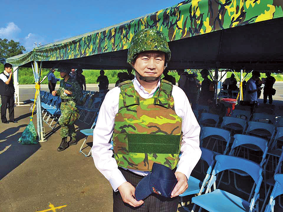 立委王定宇（圖）認為，玩具槍的殺傷力測試標準不論要嚴、 要鬆，都應盡早訂出統一標準。（ 翻攝臉書