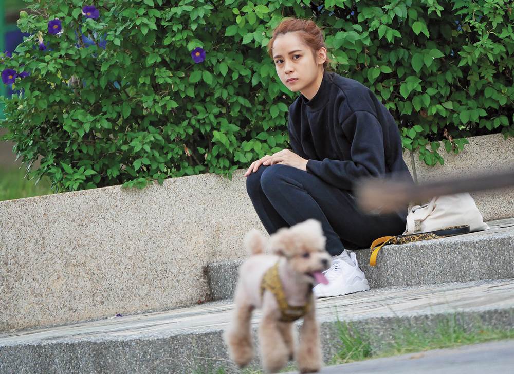 據查，「洋臉妹」的英文名字是Audrey，姓陳，年紀大概30歲，她跟雷瑟琳一樣，都有張洋派的臉孔。