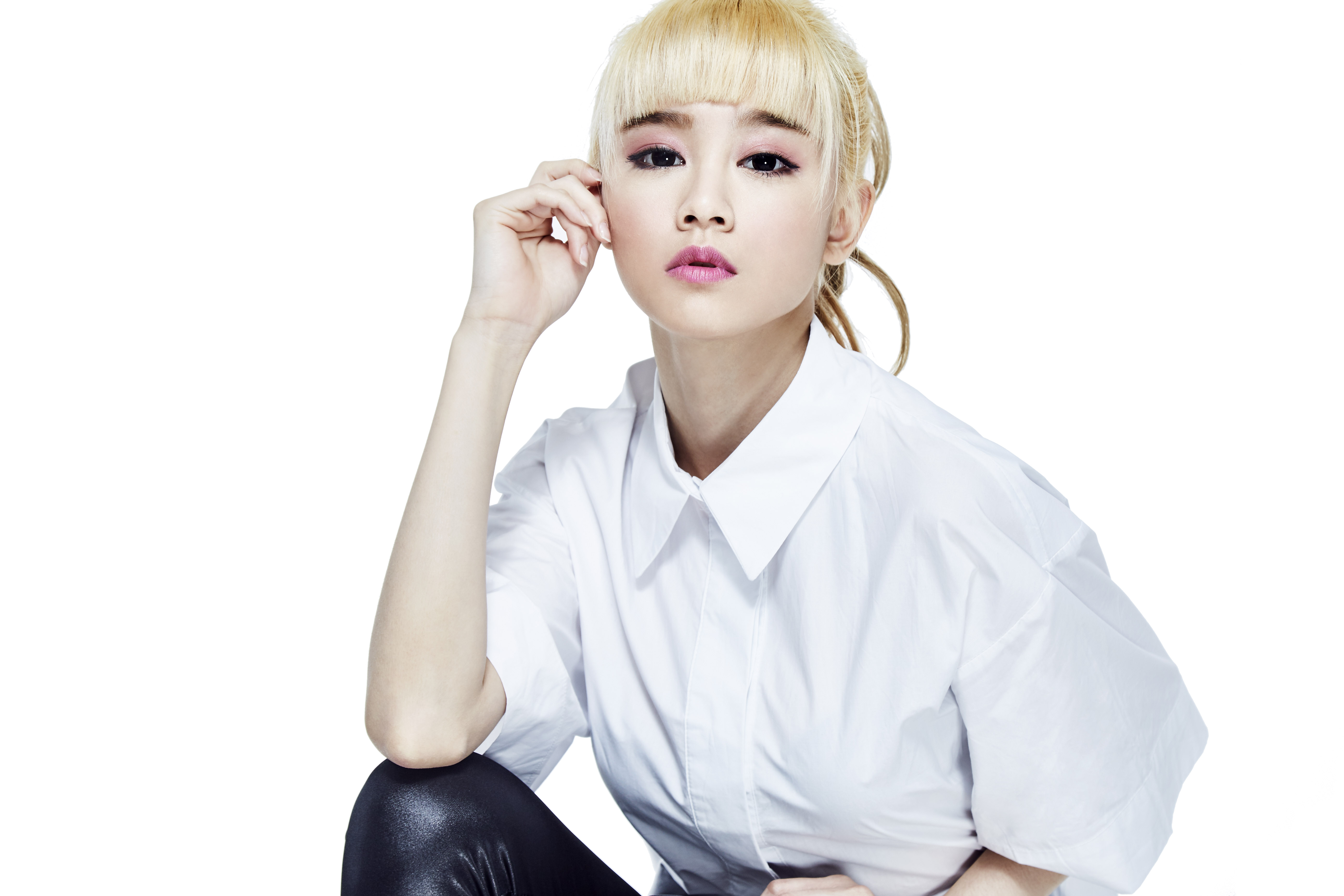 「微笑版蔡依林」何念兹　網紅進軍演藝圈