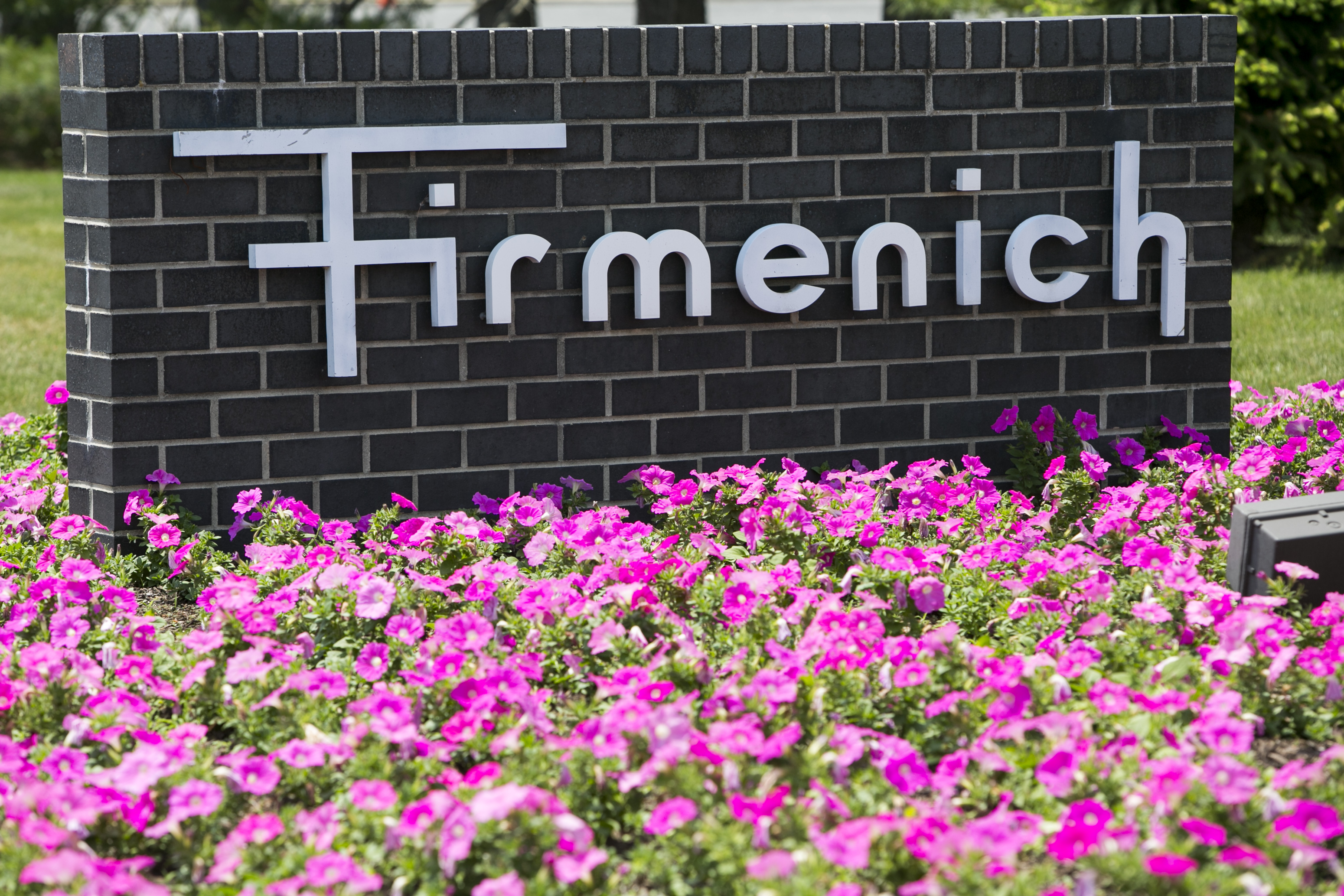 惡臭糞便傳出怡然花香？比爾蓋茲贊助　臭味滾開！