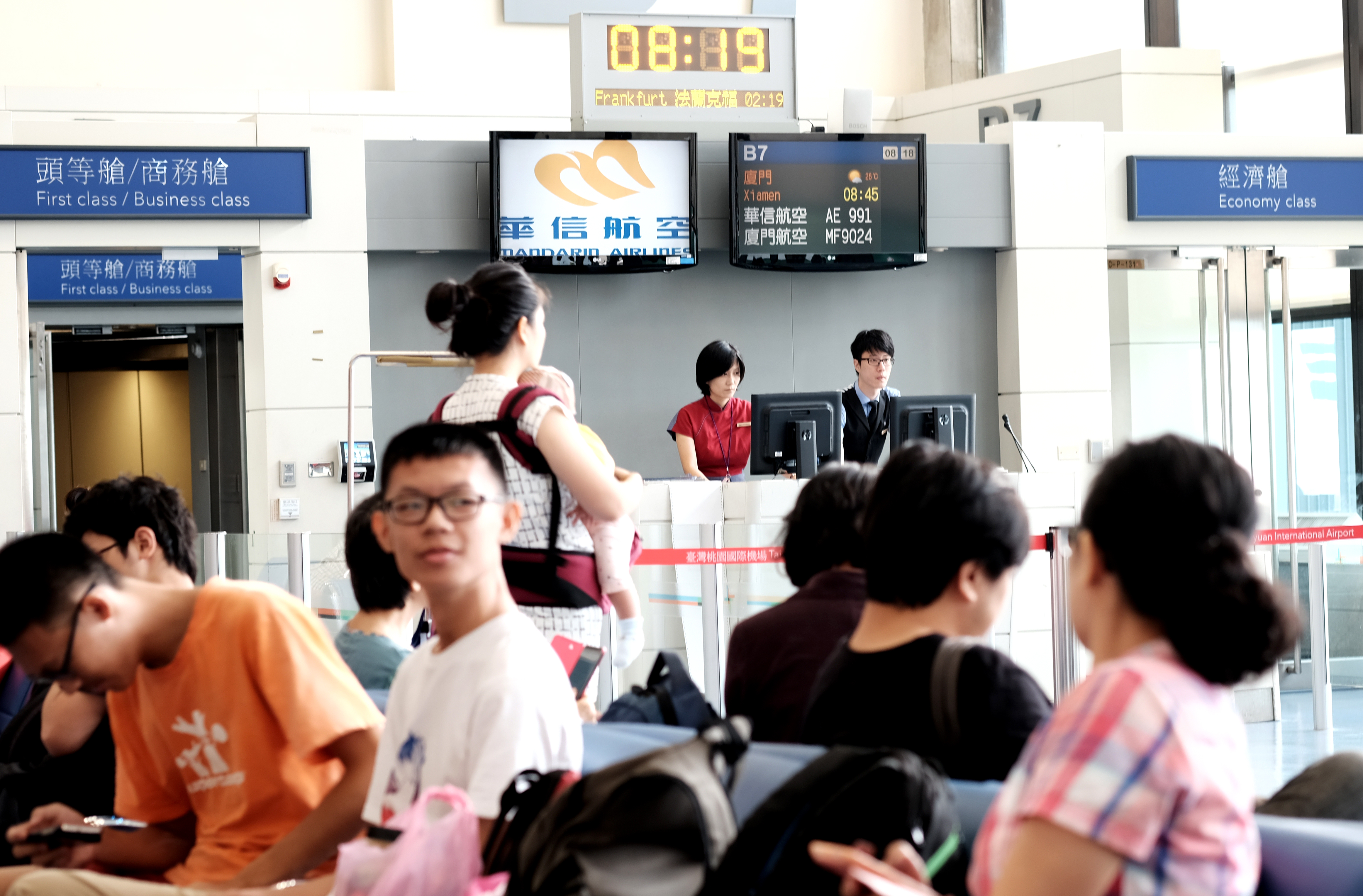 【興航風暴】林全下令華航暫接手　兩岸航線爭奪戰明年還有得喬